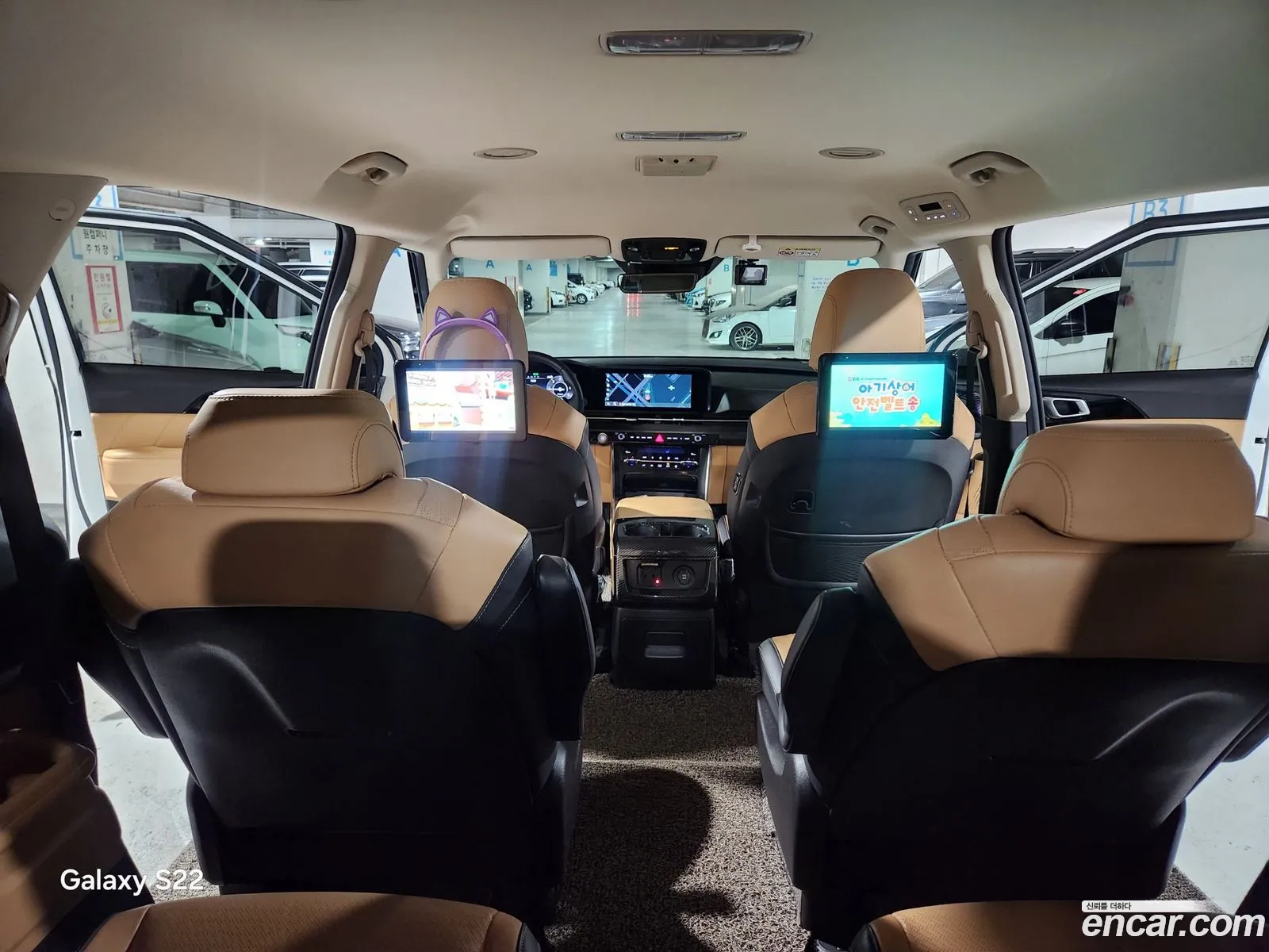 Kia Carnival 2021 — 2