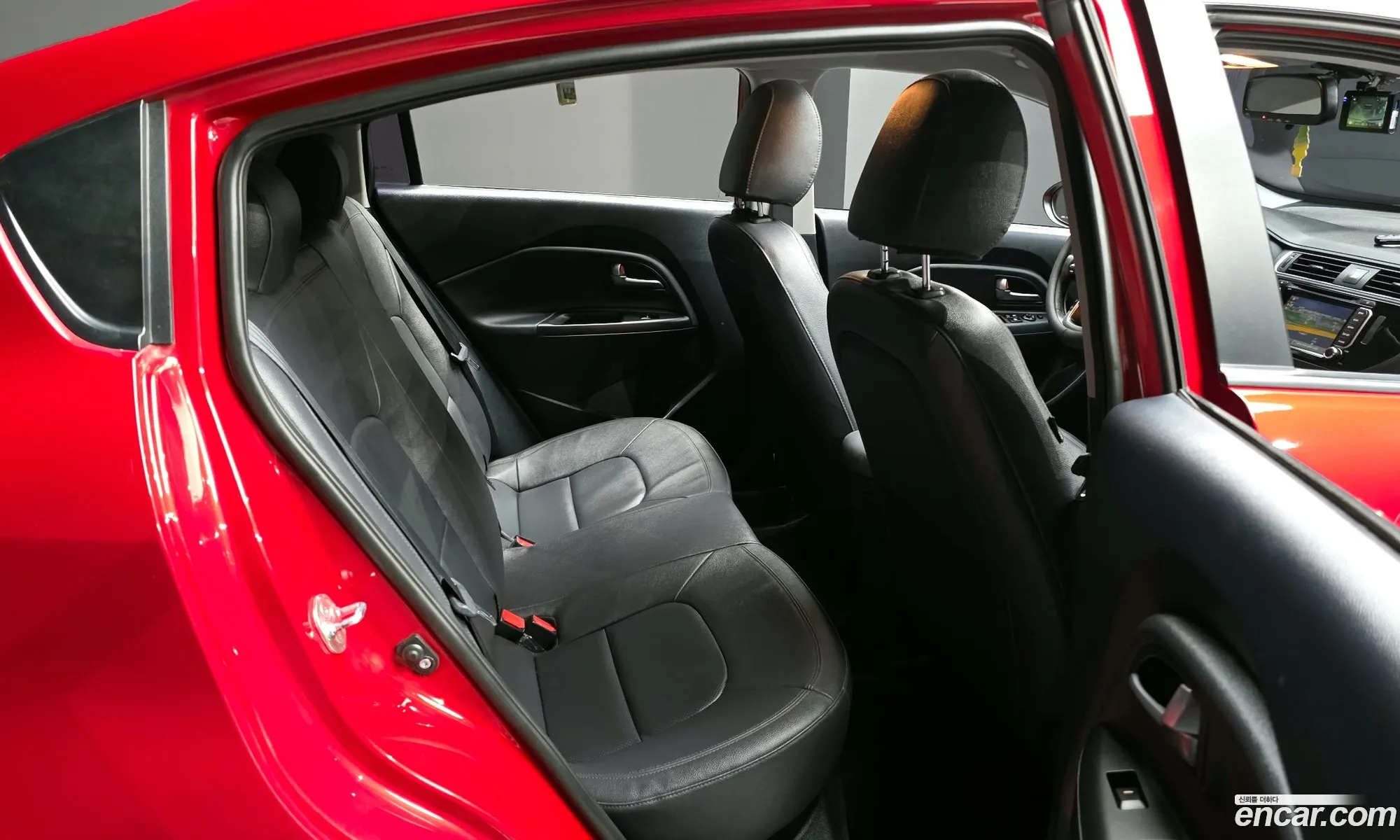 Kia Pride 2015 — 9