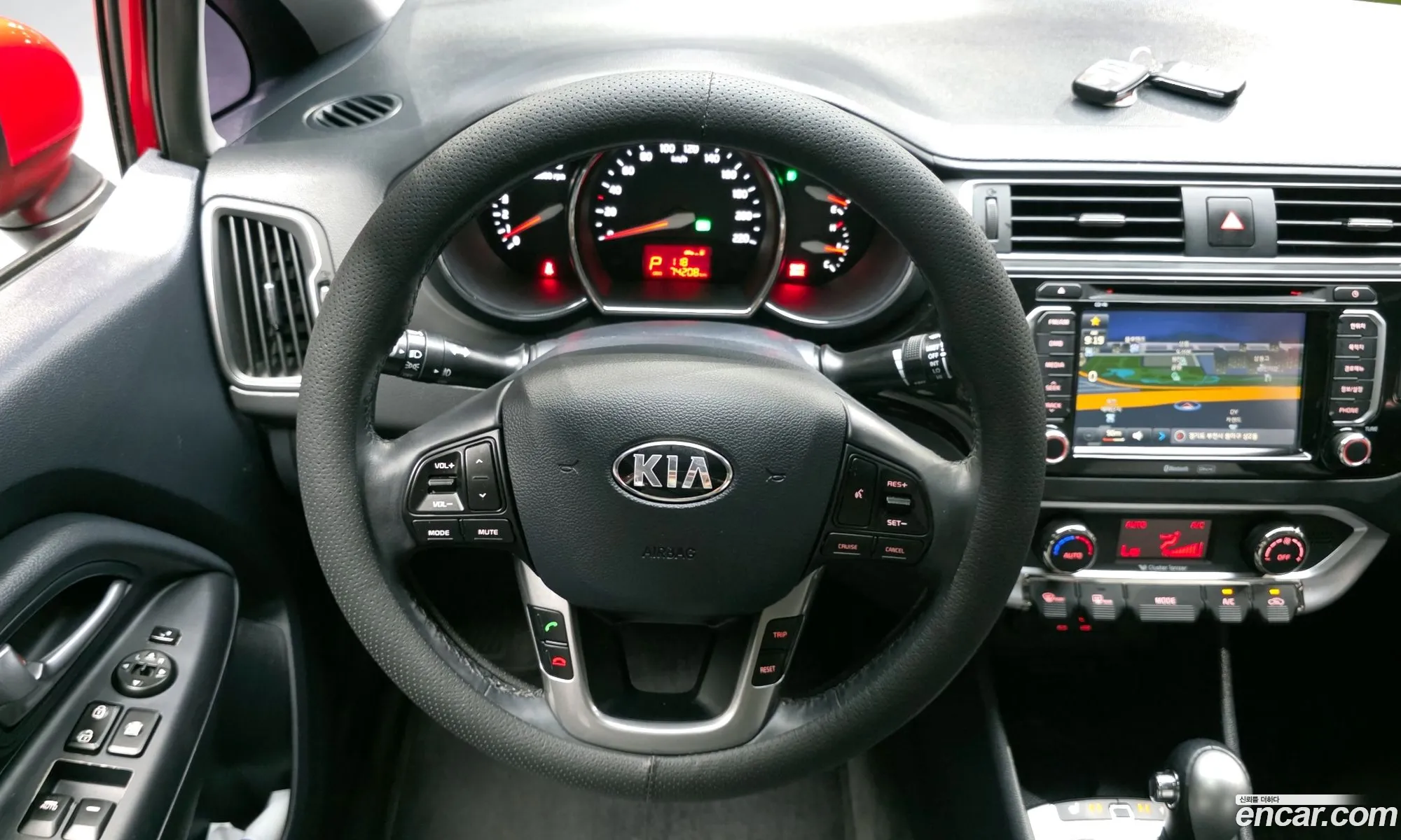 Kia Pride 2015 — 16