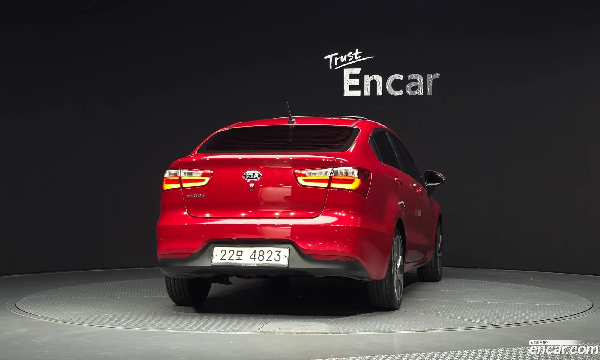Kia Pride 2015 — 30