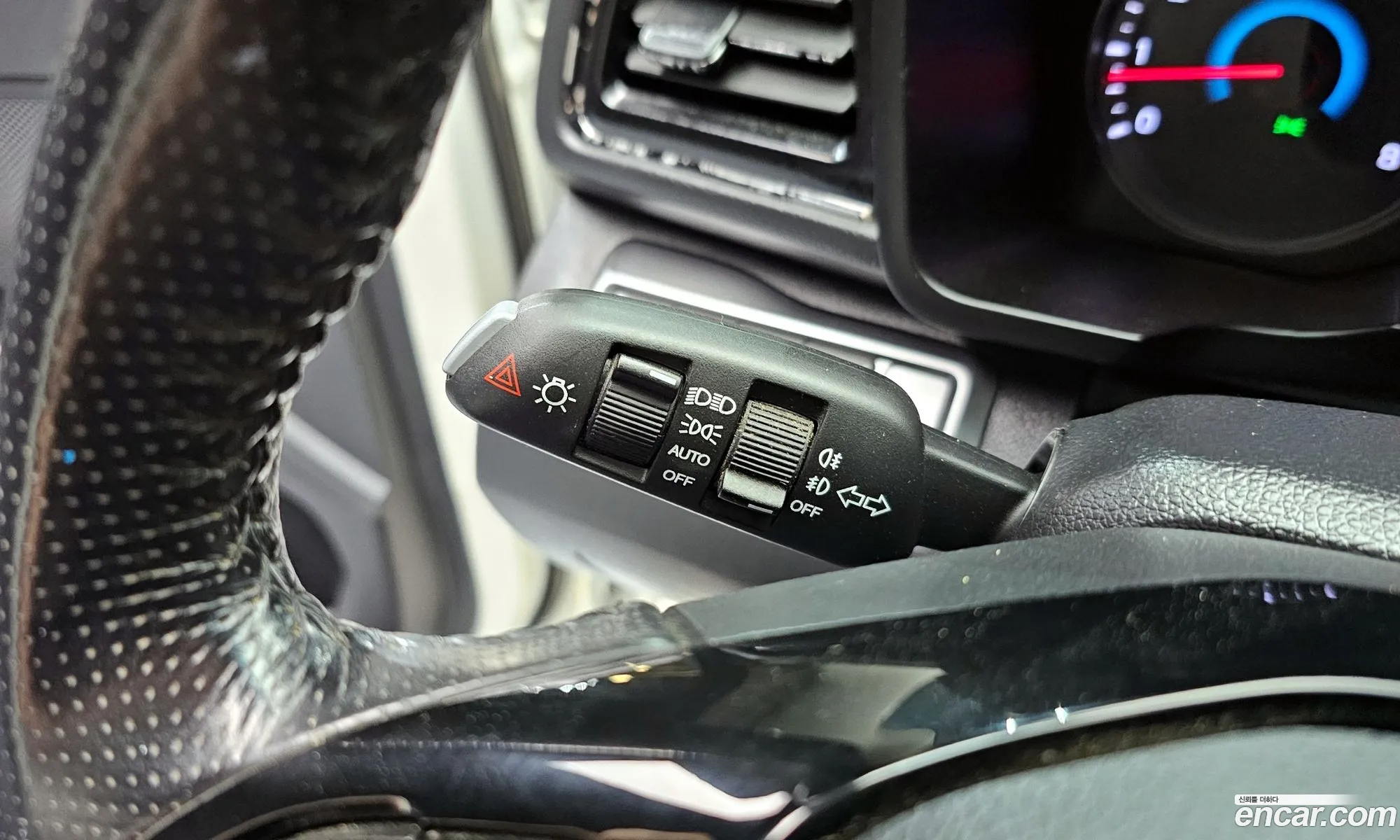 KG Mobility (SsangYong) Tivoli 2020 — 32