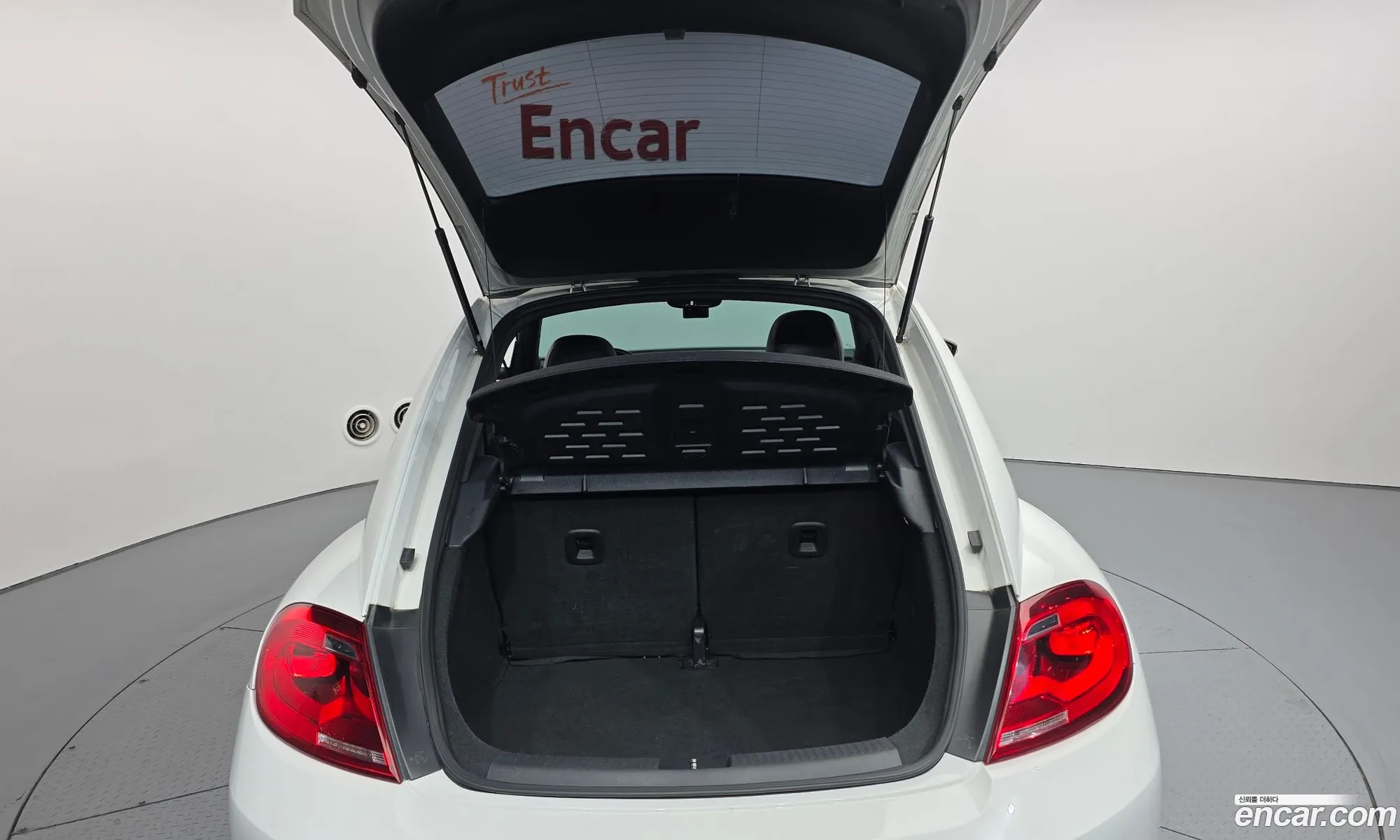 Volkswagen The Beetle 2013 — 6