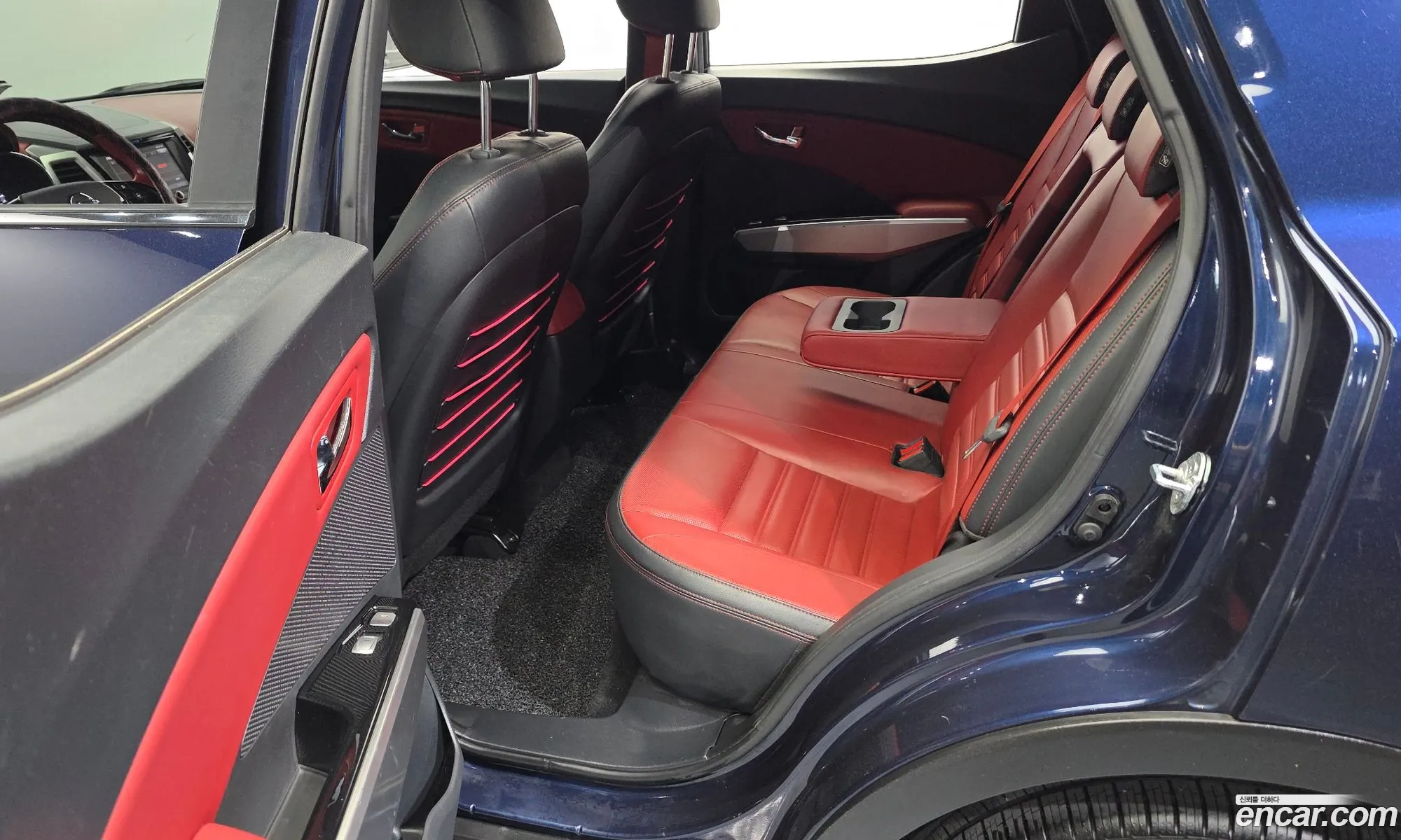 KG Mobility (SsangYong) Tivoli 2015 — 16