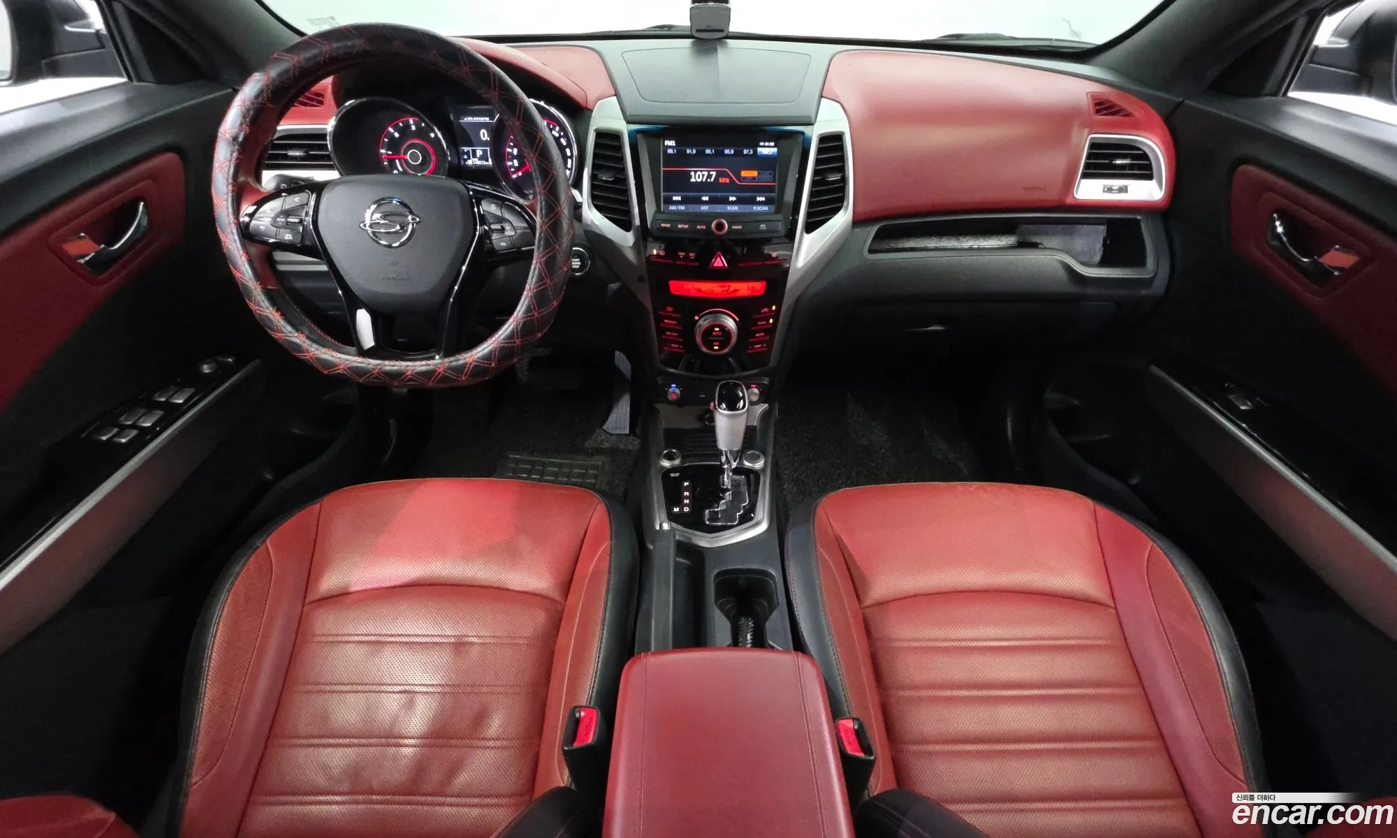 KG Mobility (SsangYong) Tivoli 2015 — 15