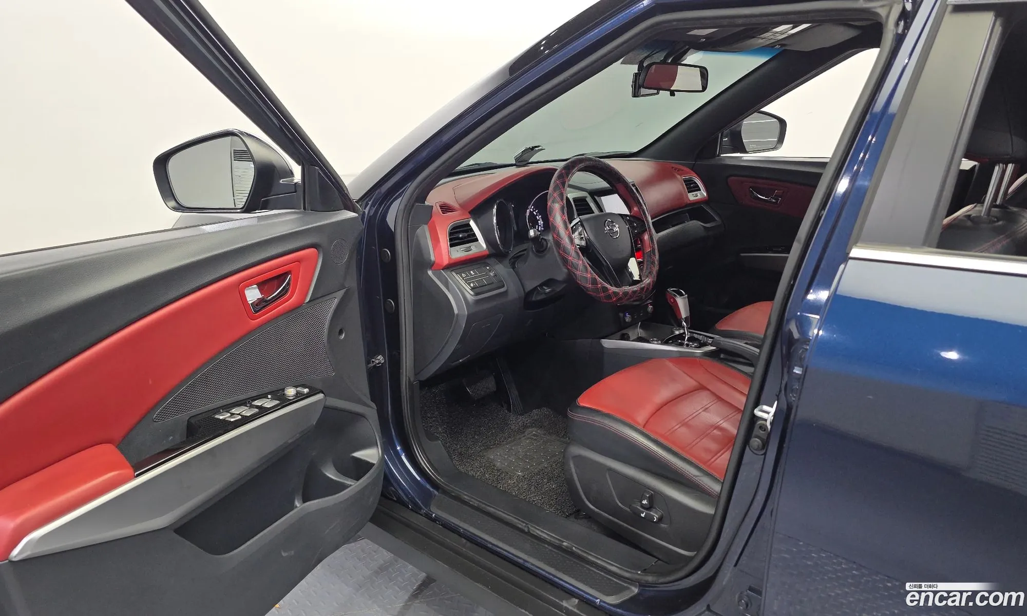 KG Mobility (SsangYong) Tivoli 2015 — 17