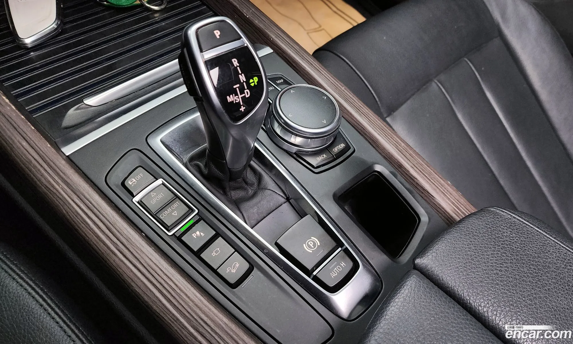 BMW X5 2017 — 18