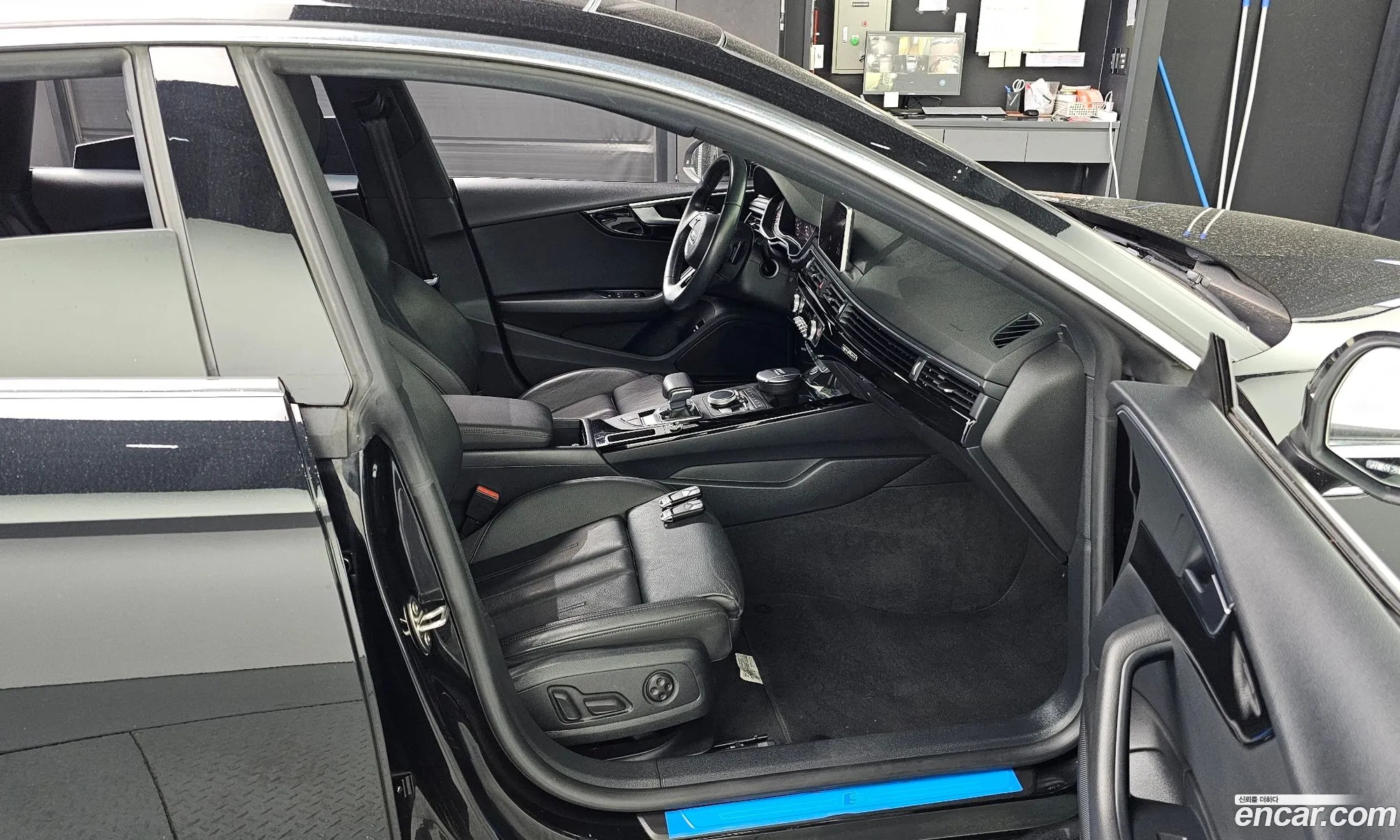 Audi A5 2019 WAUZZZF5XKA075965 — 19