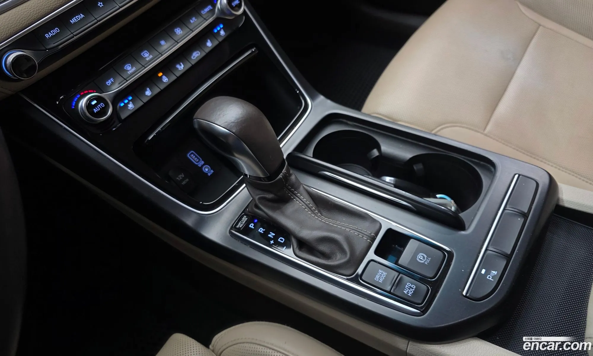 Hyundai Grandeur IG 2017 — 16