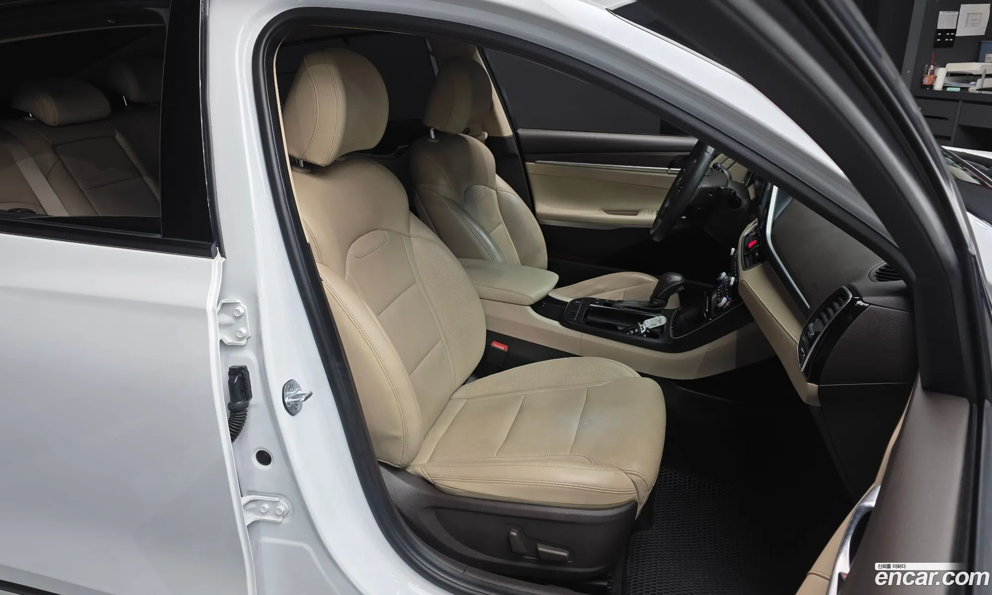 Hyundai Grandeur IG 2017 — 3