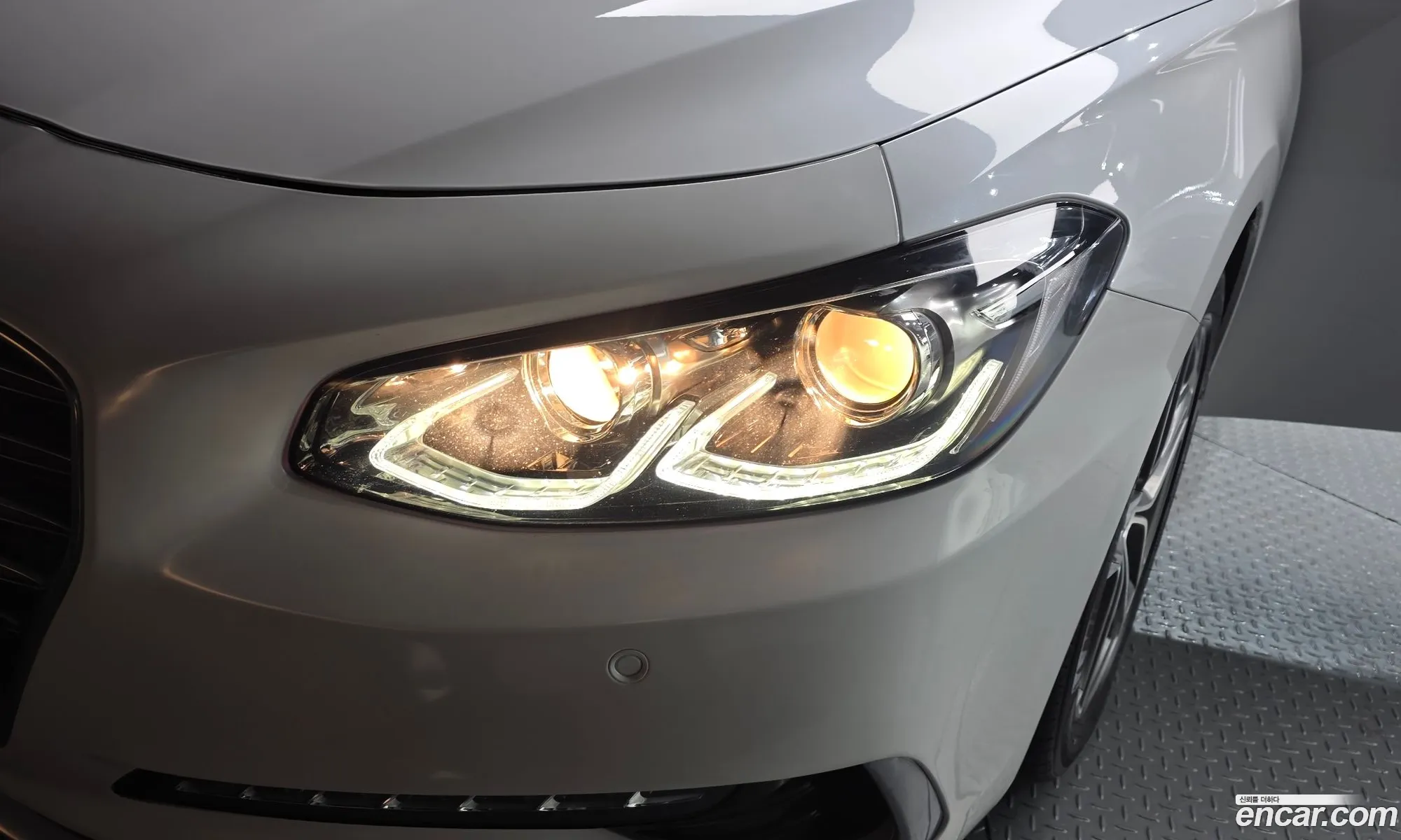 Hyundai Grandeur IG 2017 — 25