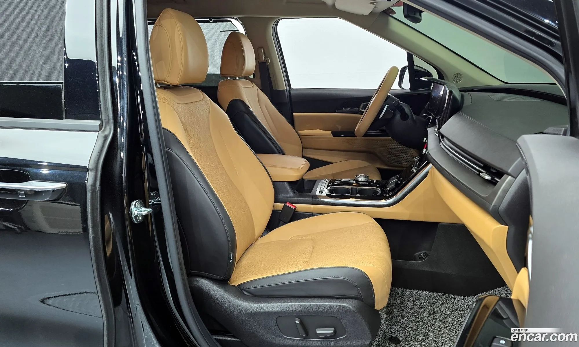 Kia Carnival 2021 — 15