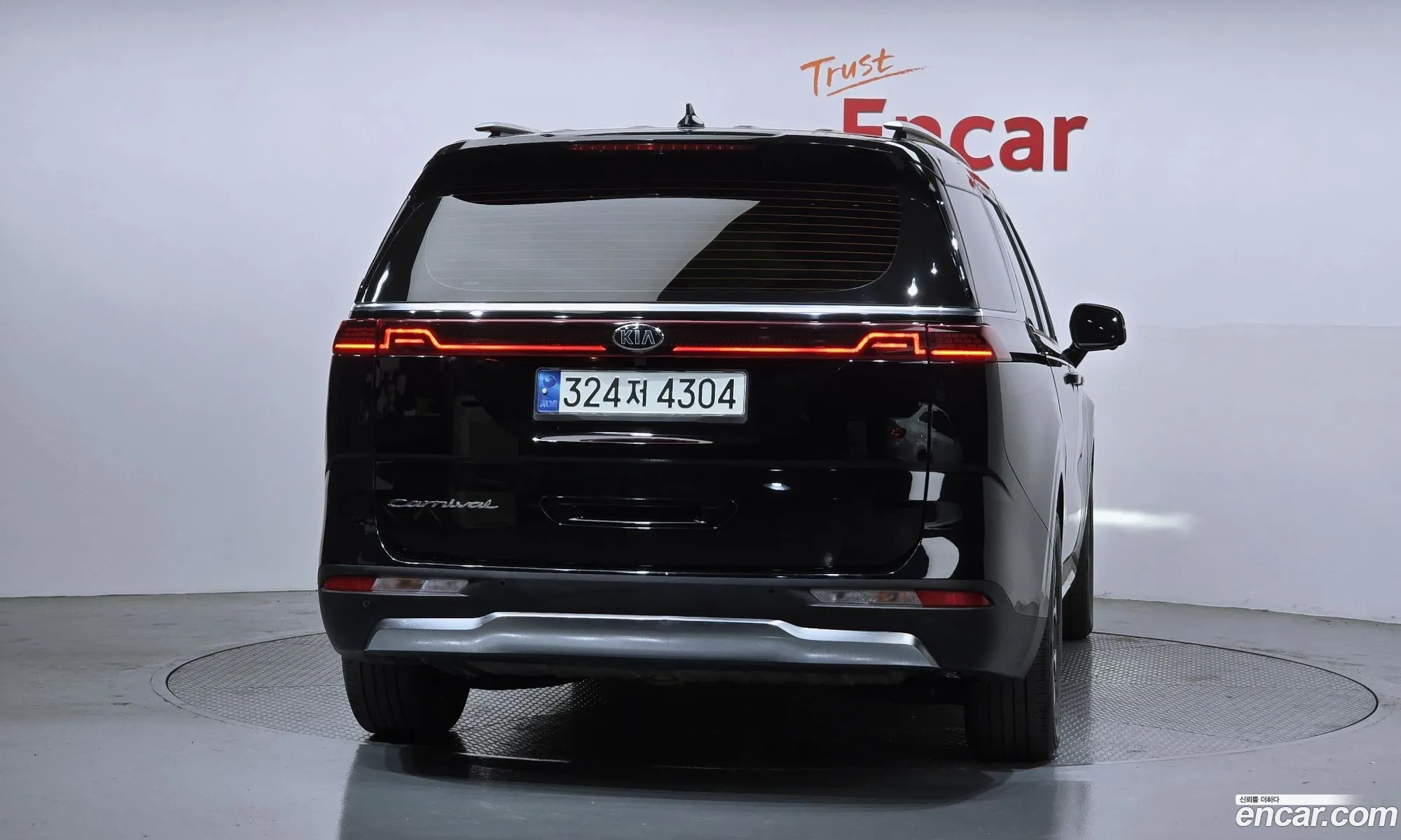 Kia Carnival 2021 — 8