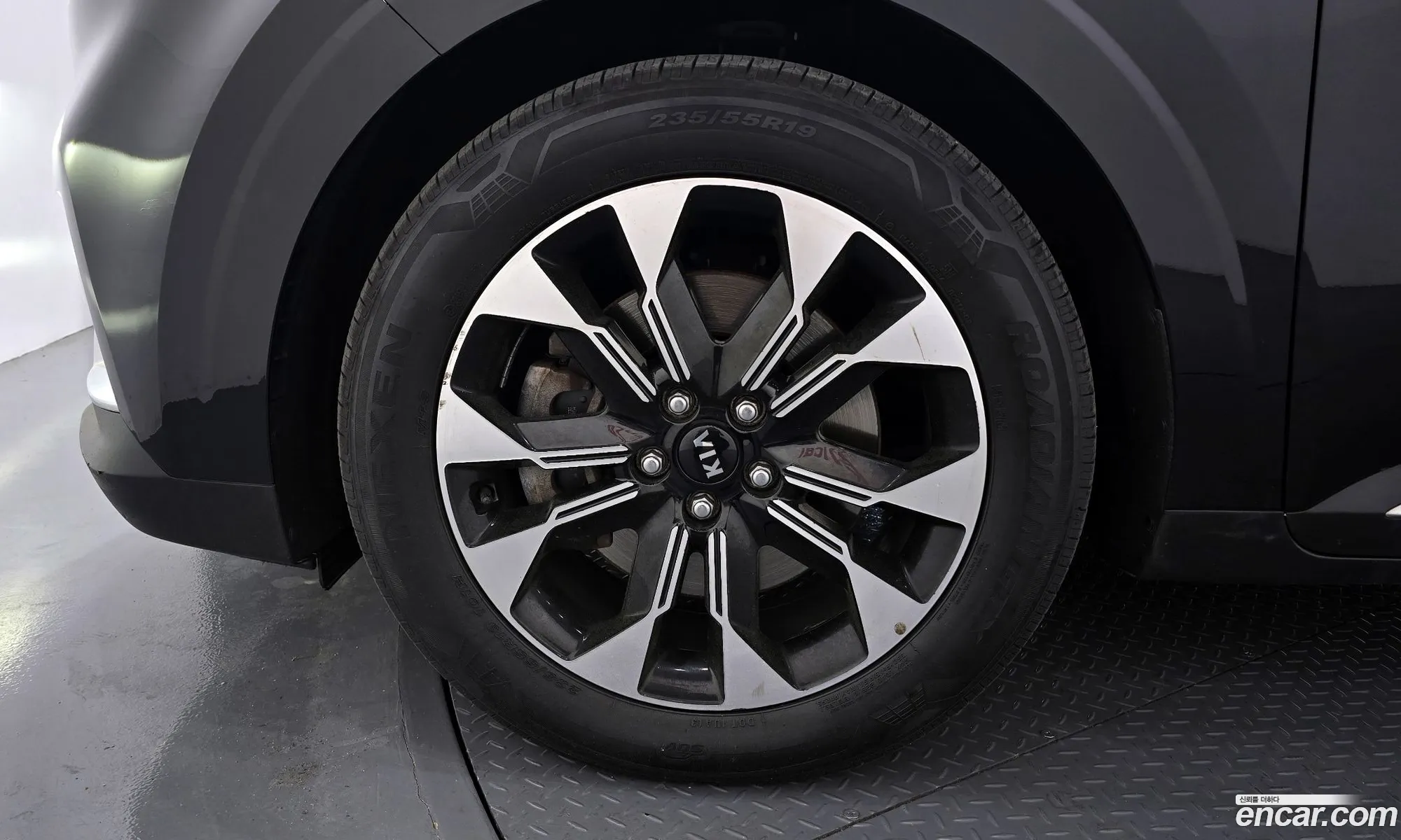 Kia Carnival 2021 — 19