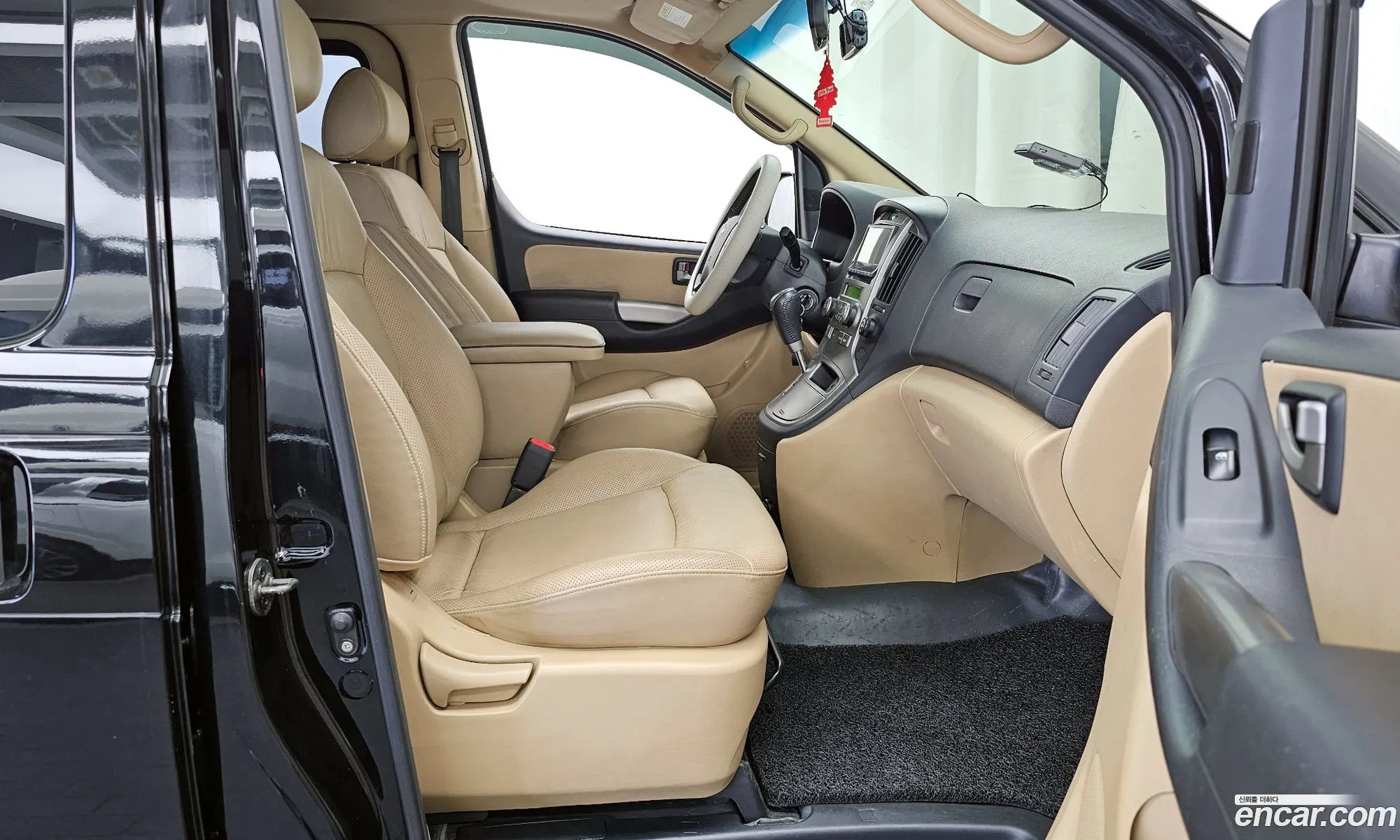 Hyundai Grand Starex 2007 — 2