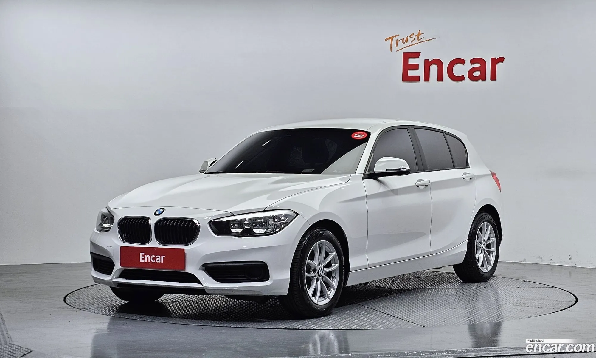 BMW 1 Series 2019 — 8