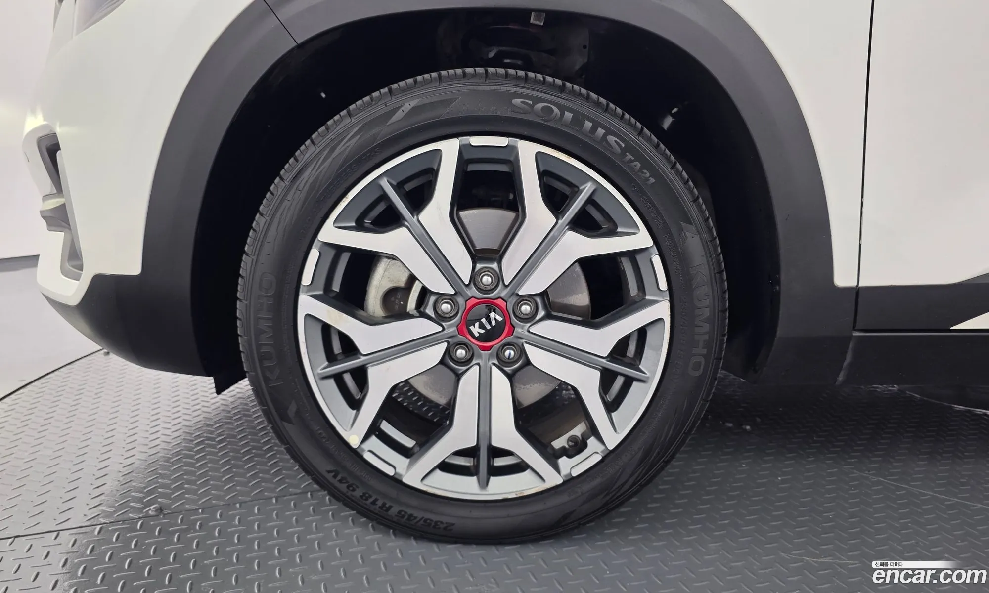 Kia Seltos 2020 — 7