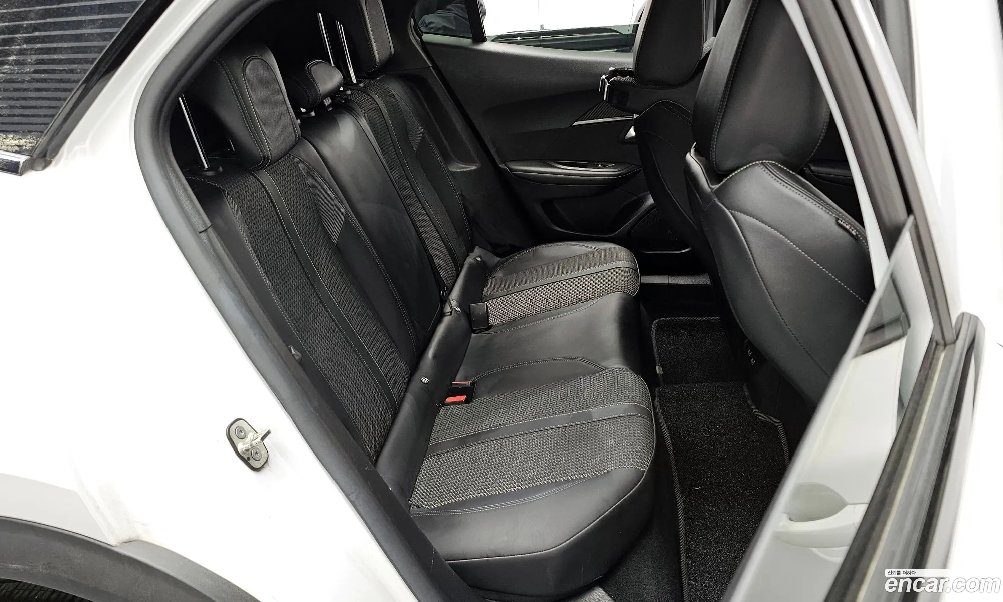 Peugeot 2008 2022 VR3UDYHZSNJ525648 — 18