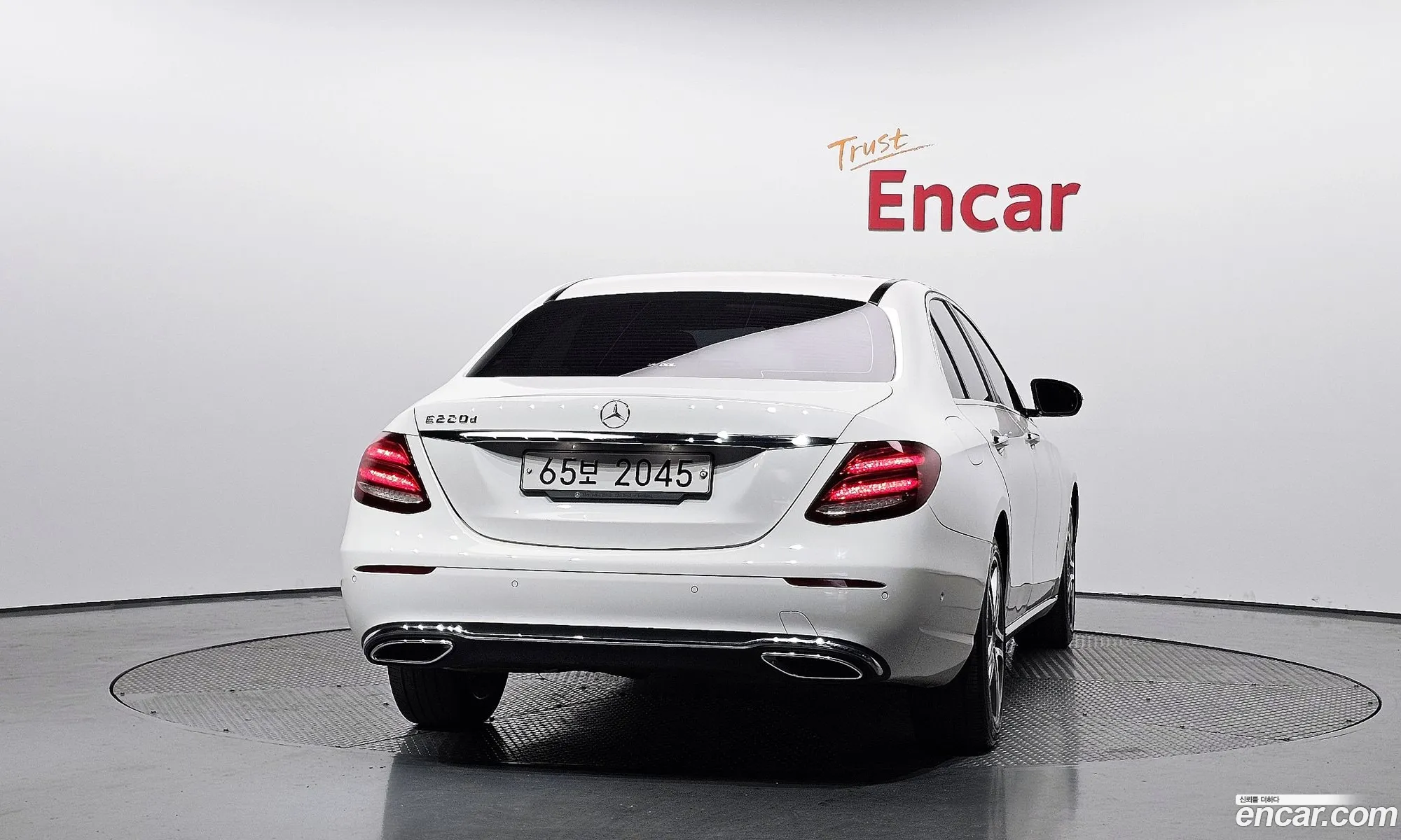 Mercedes-Benz E-Class W213 2017 WDDZF0EB7HA174921 — 7