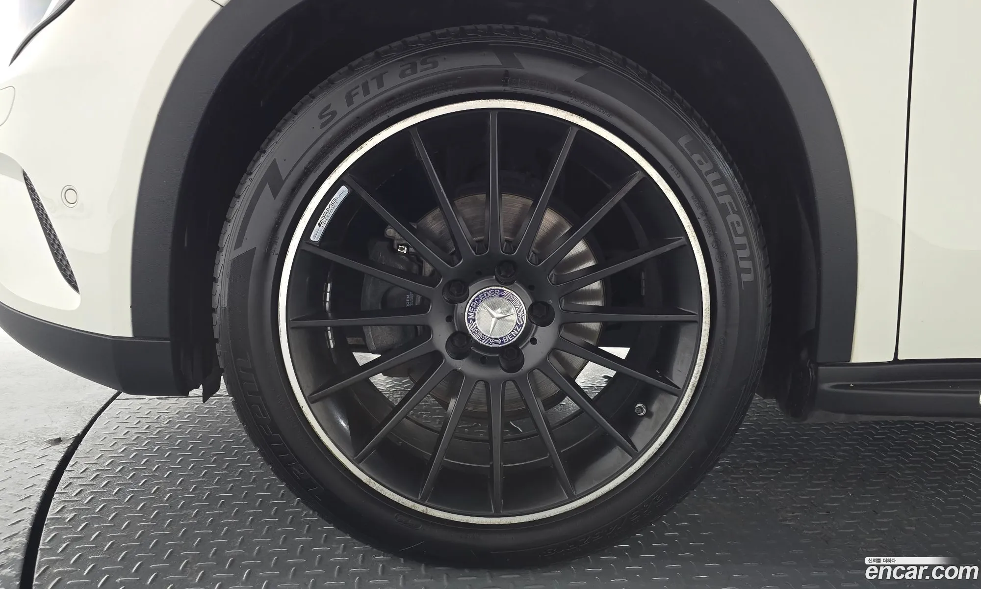 Mercedes-Benz GLA-Class X156 2015 — 15
