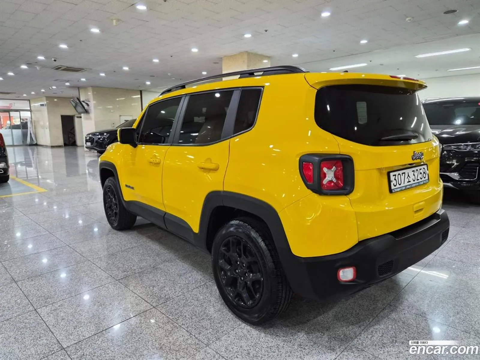 Jeep Renegade 2018 — 11