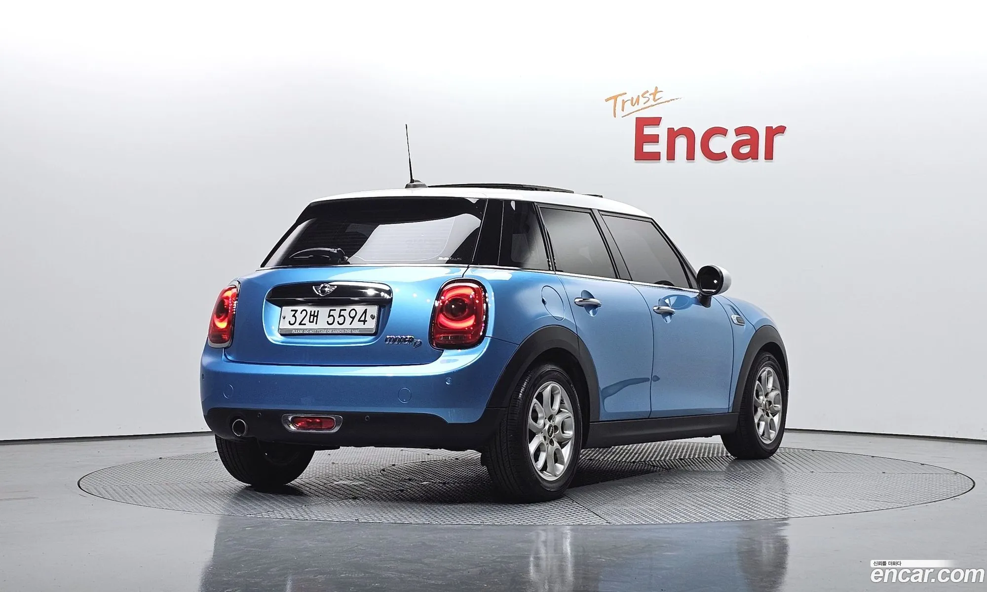 Mini Cooper D 2015 — 4