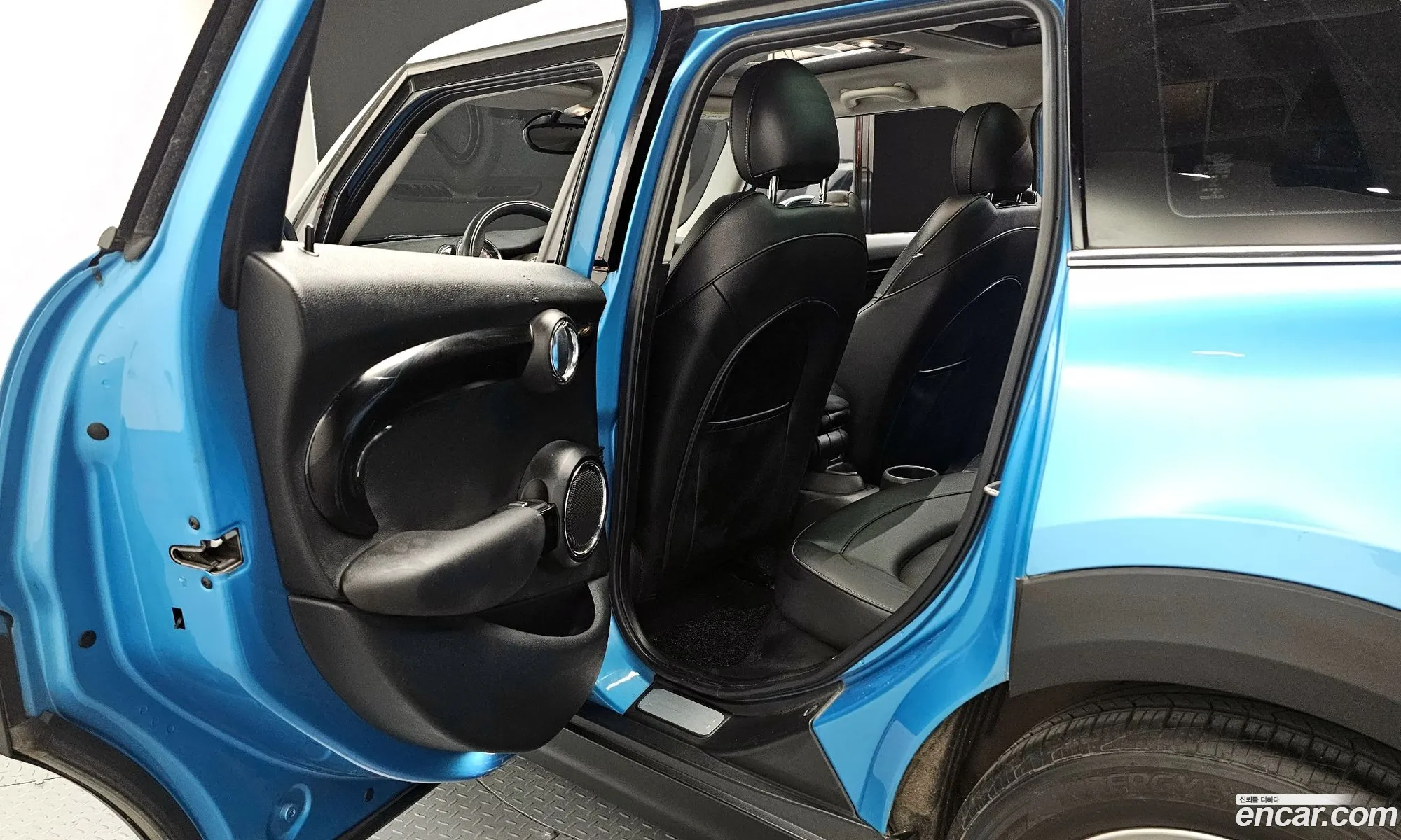 Mini Cooper D 2015 — 13