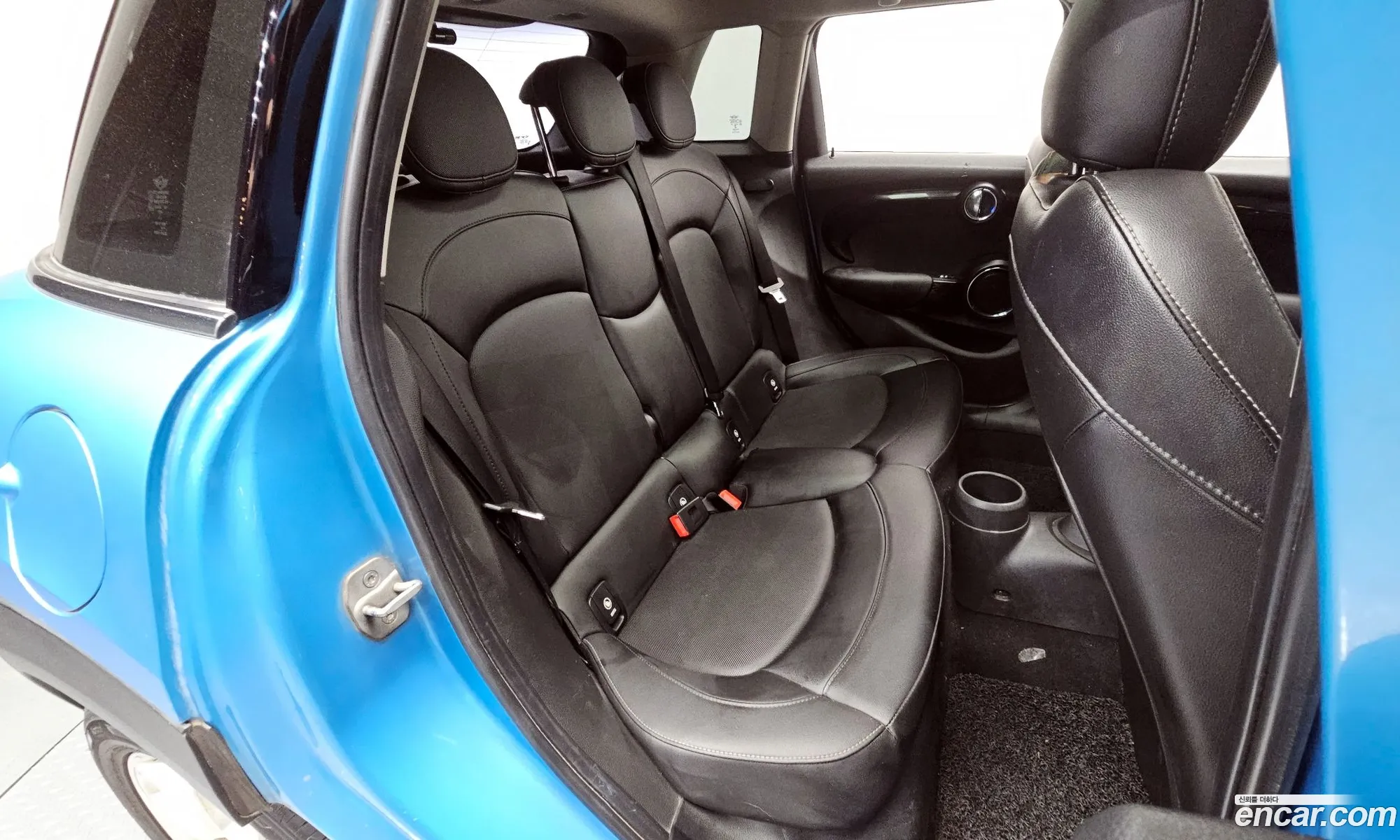 Mini Cooper D 2015 — 17