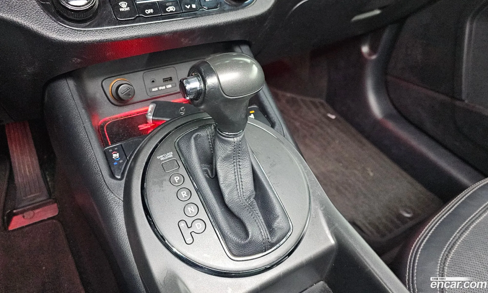 Kia Sportage R 2013 — 28