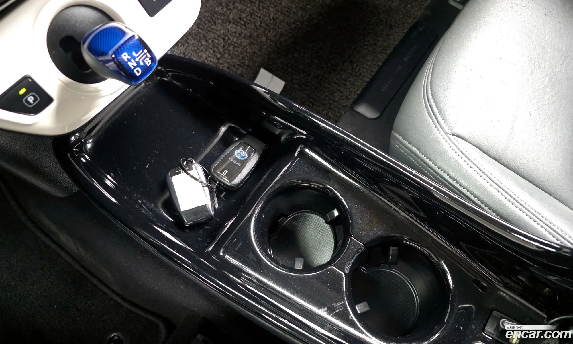 Toyota Prius 2017 JTDKBRFU9H3576715 — 18
