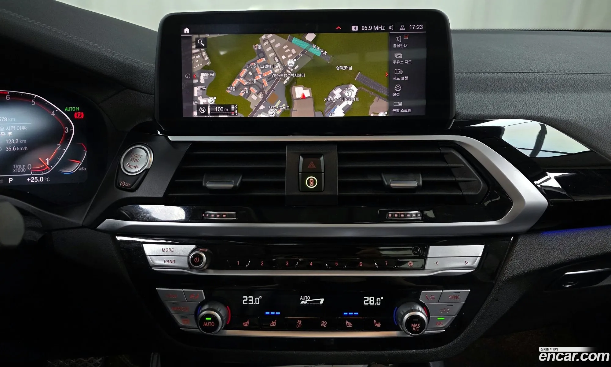 BMW X3 2021 WBA51BG04M9F33345 — 19