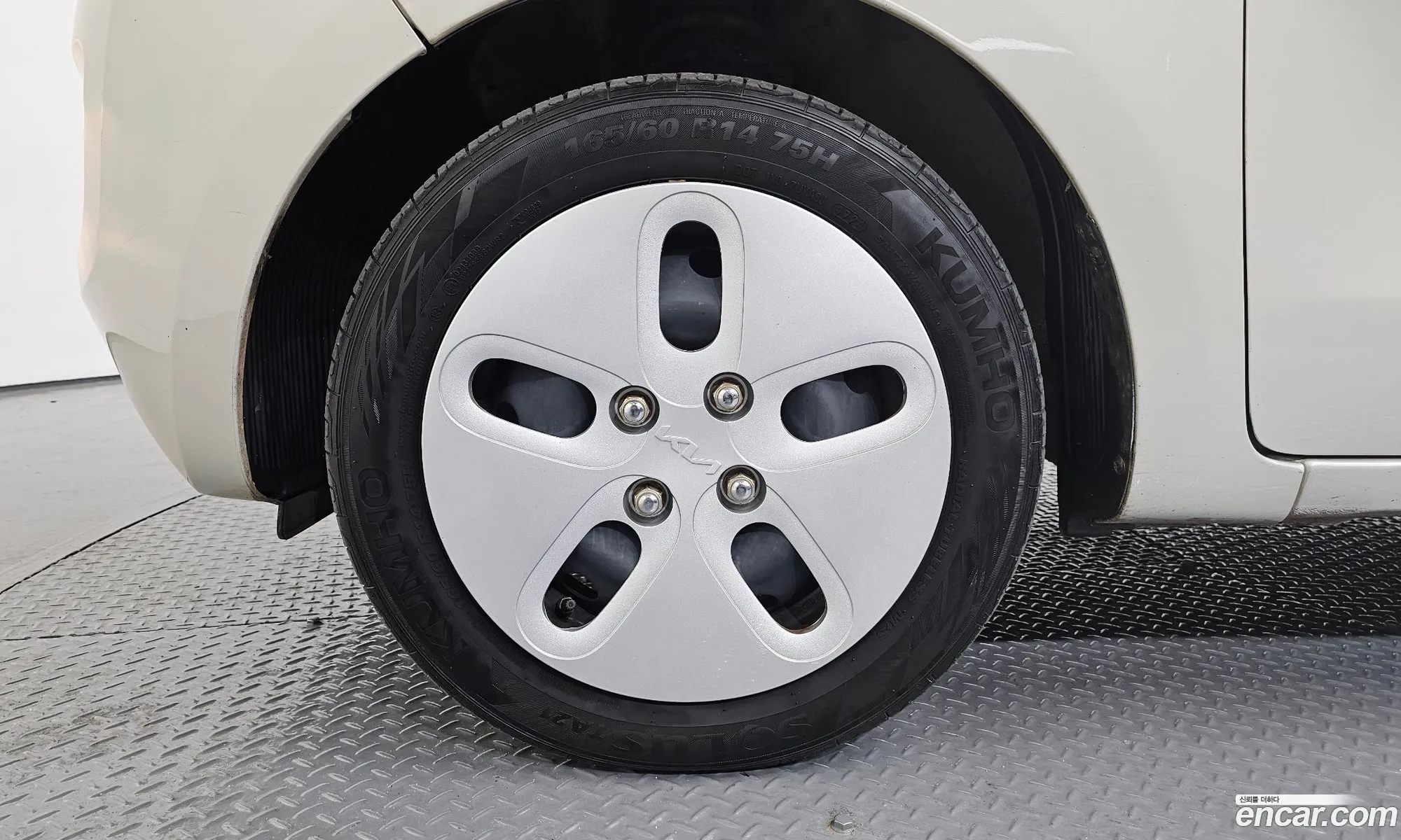Kia Ray 2011 — 30