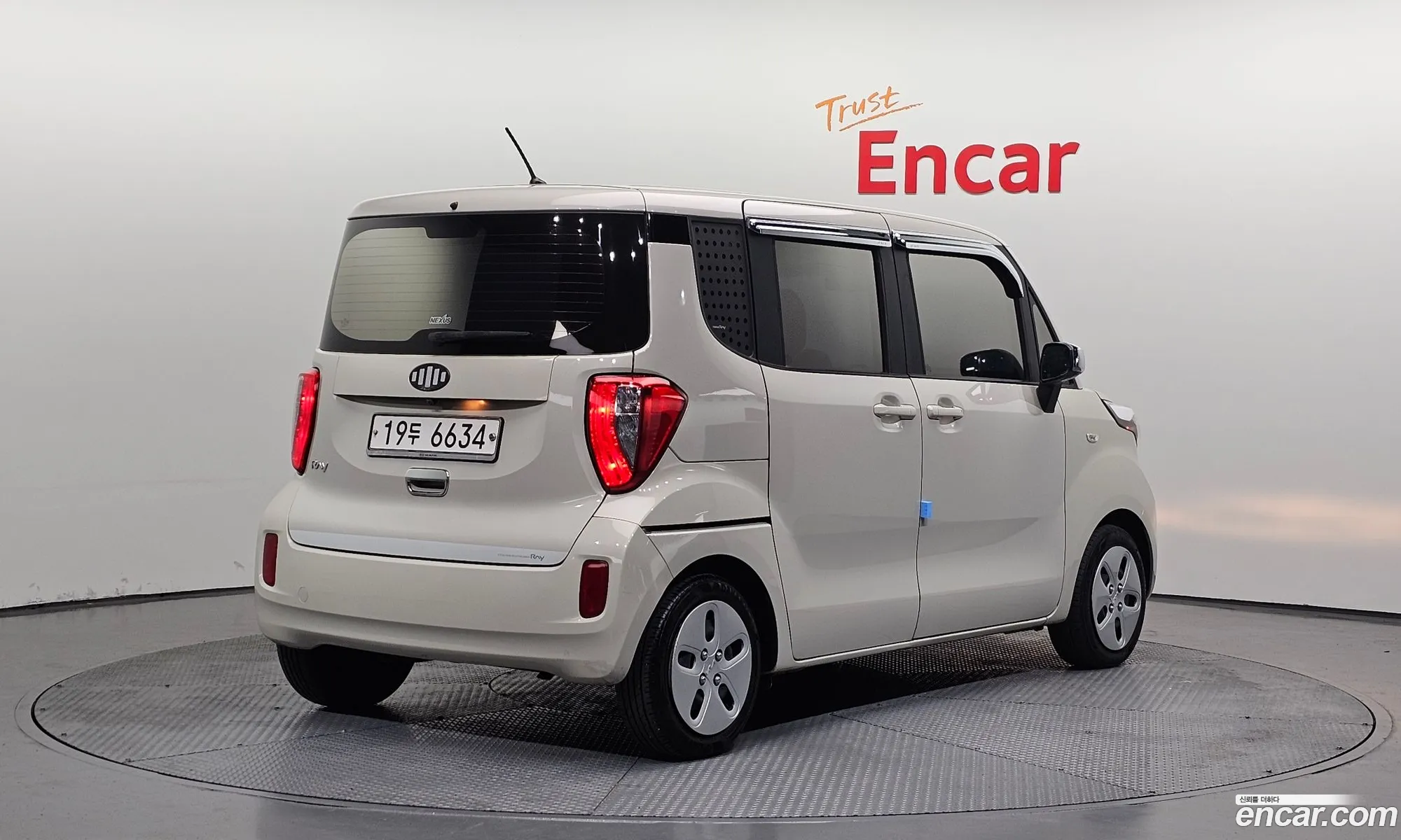 Kia Ray 2011 — 14