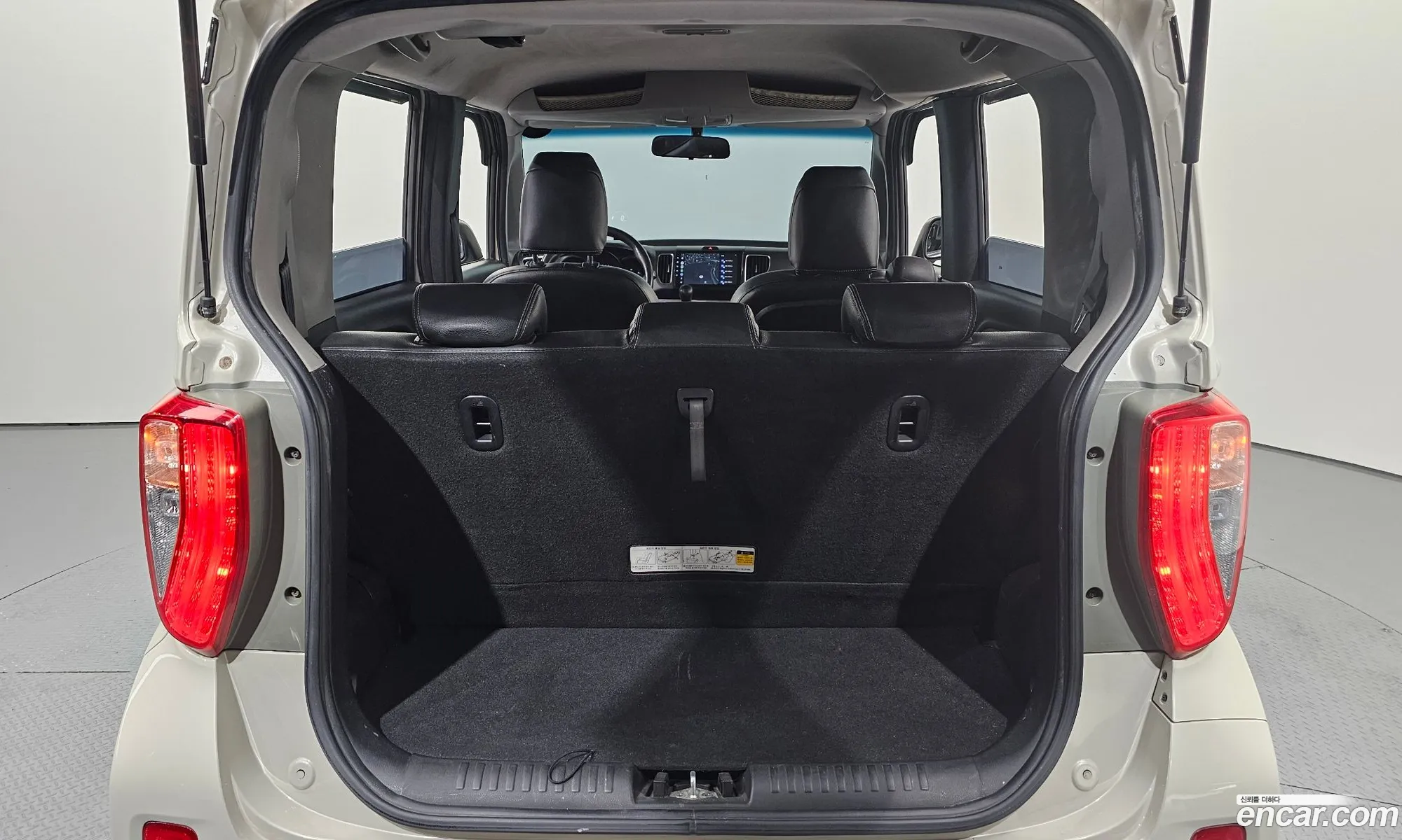 Kia Ray 2011 — 18