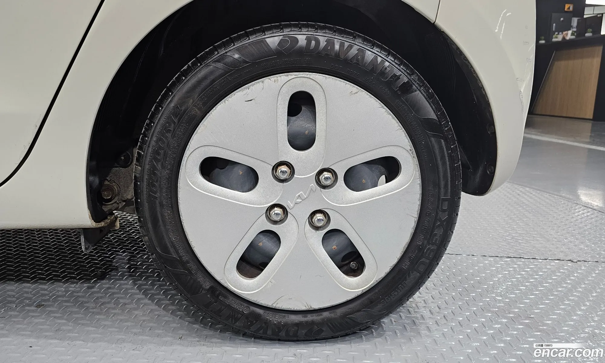 Kia Ray 2011 — 24