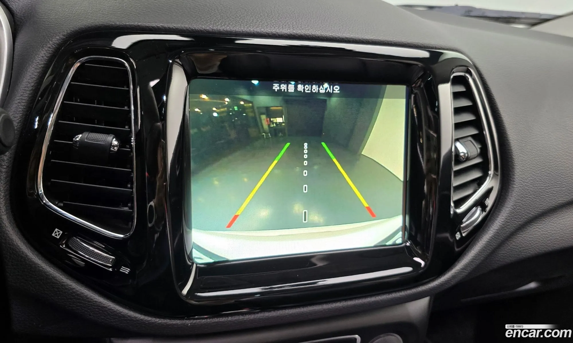 Jeep Compass 2019 — 12