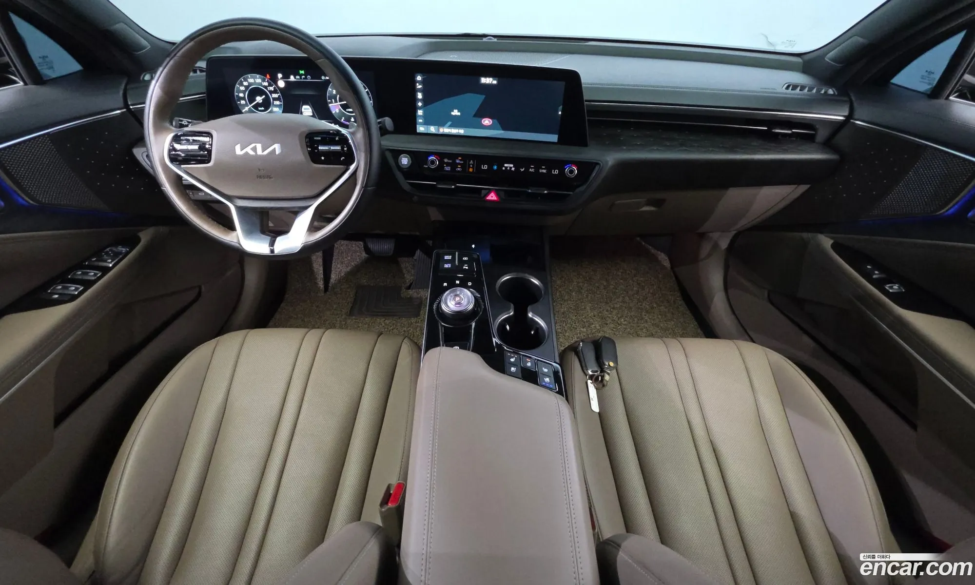 Kia K8 2022 — 21