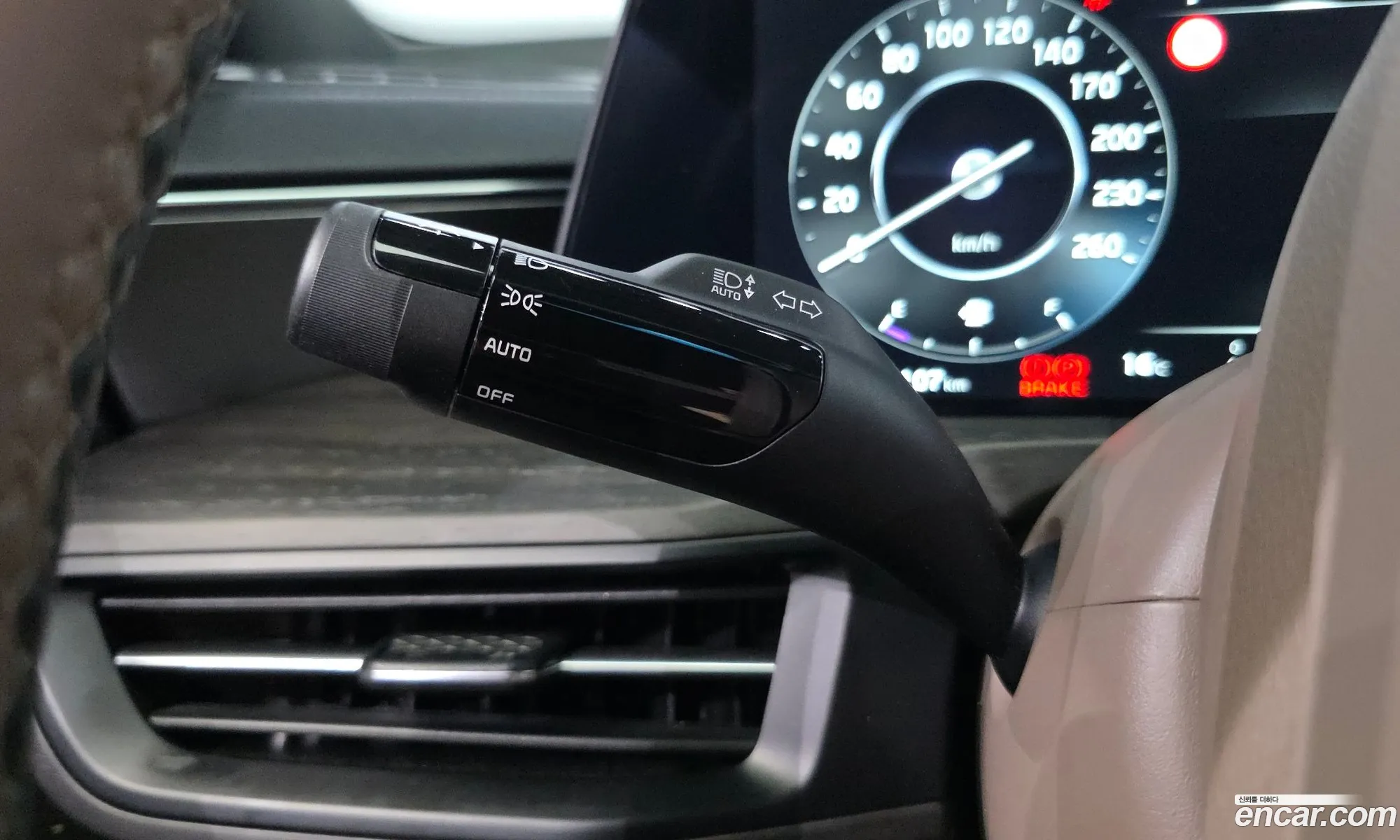 Kia K8 2022 — 17