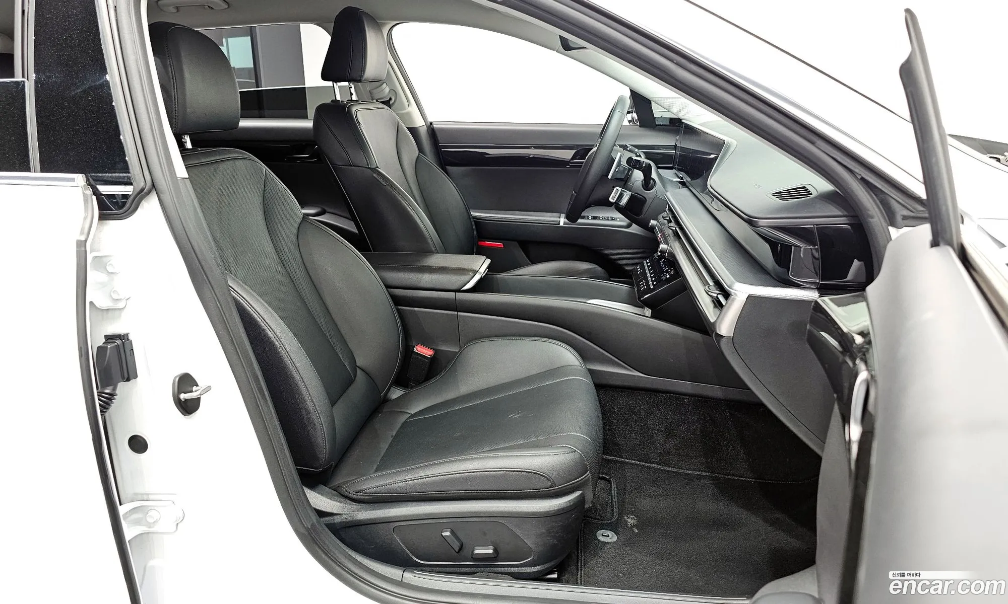 Hyundai Grandeur 2022 — 16