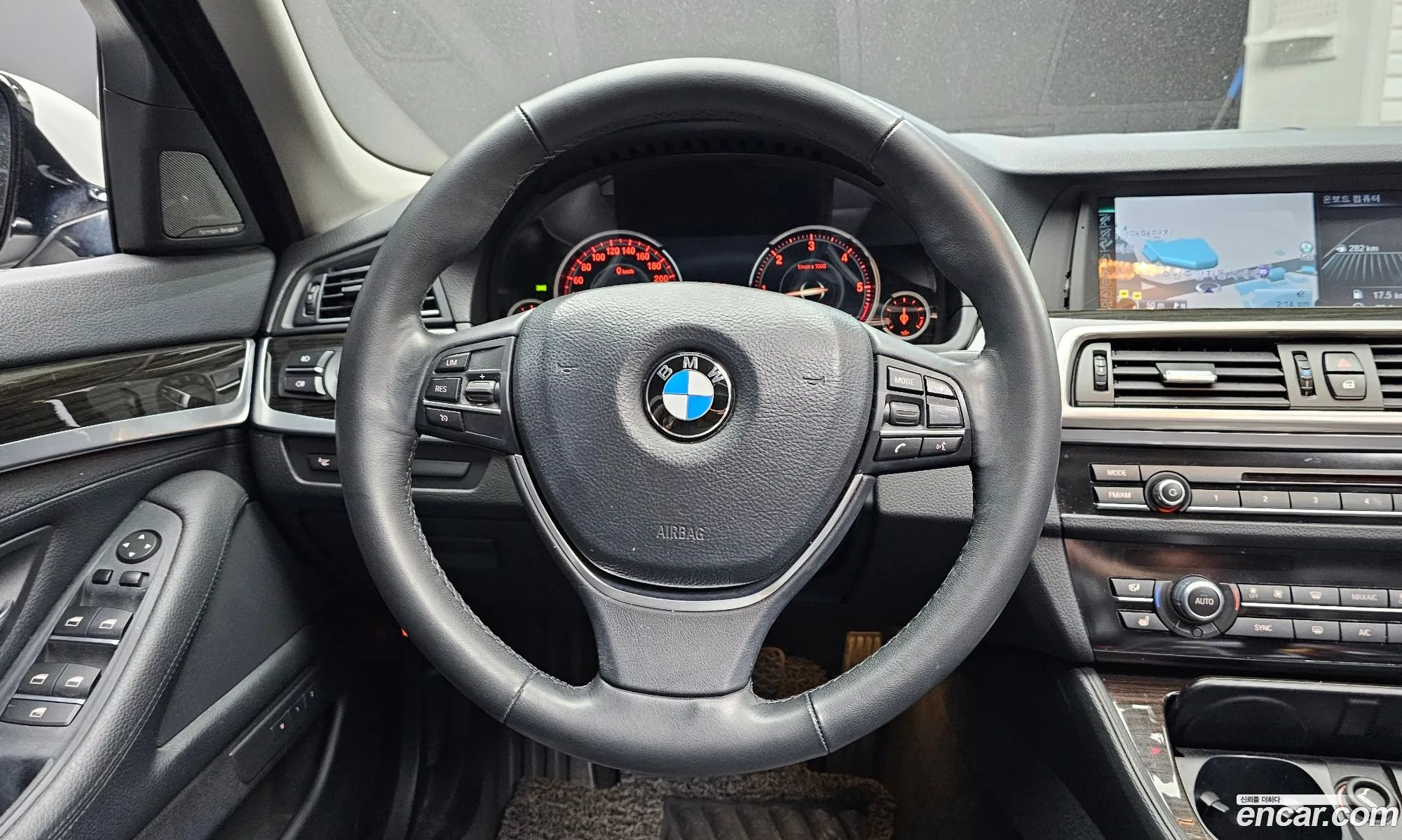 BMW 5 Series 2013 WBA5B9102ED564538 — 4