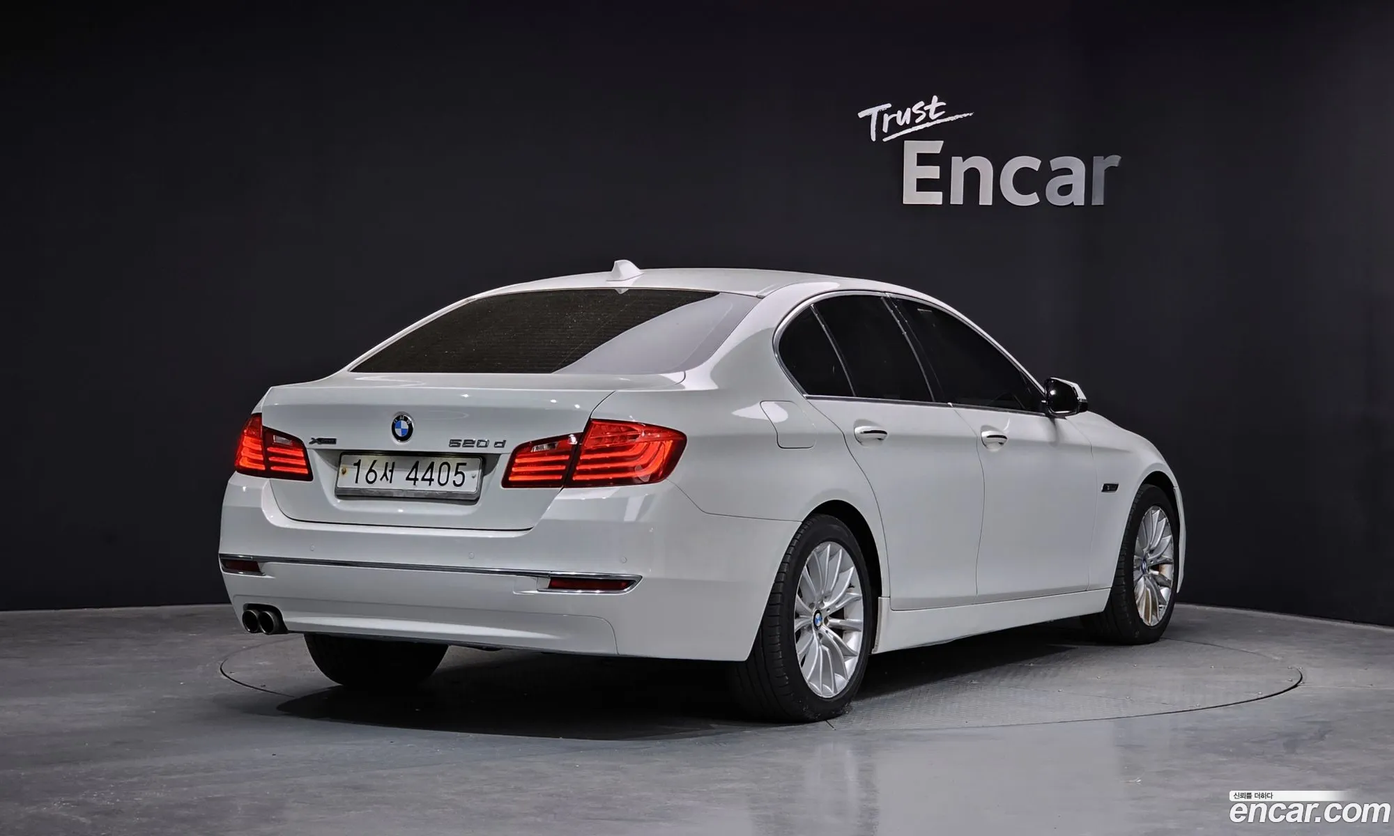 BMW 5 Series 2013 WBA5B9102ED564538 — 5