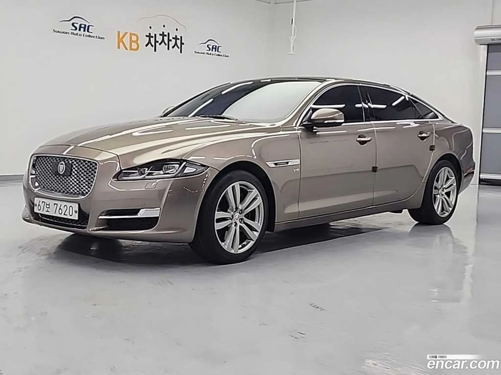 Jaguar XJ 2017 — 2