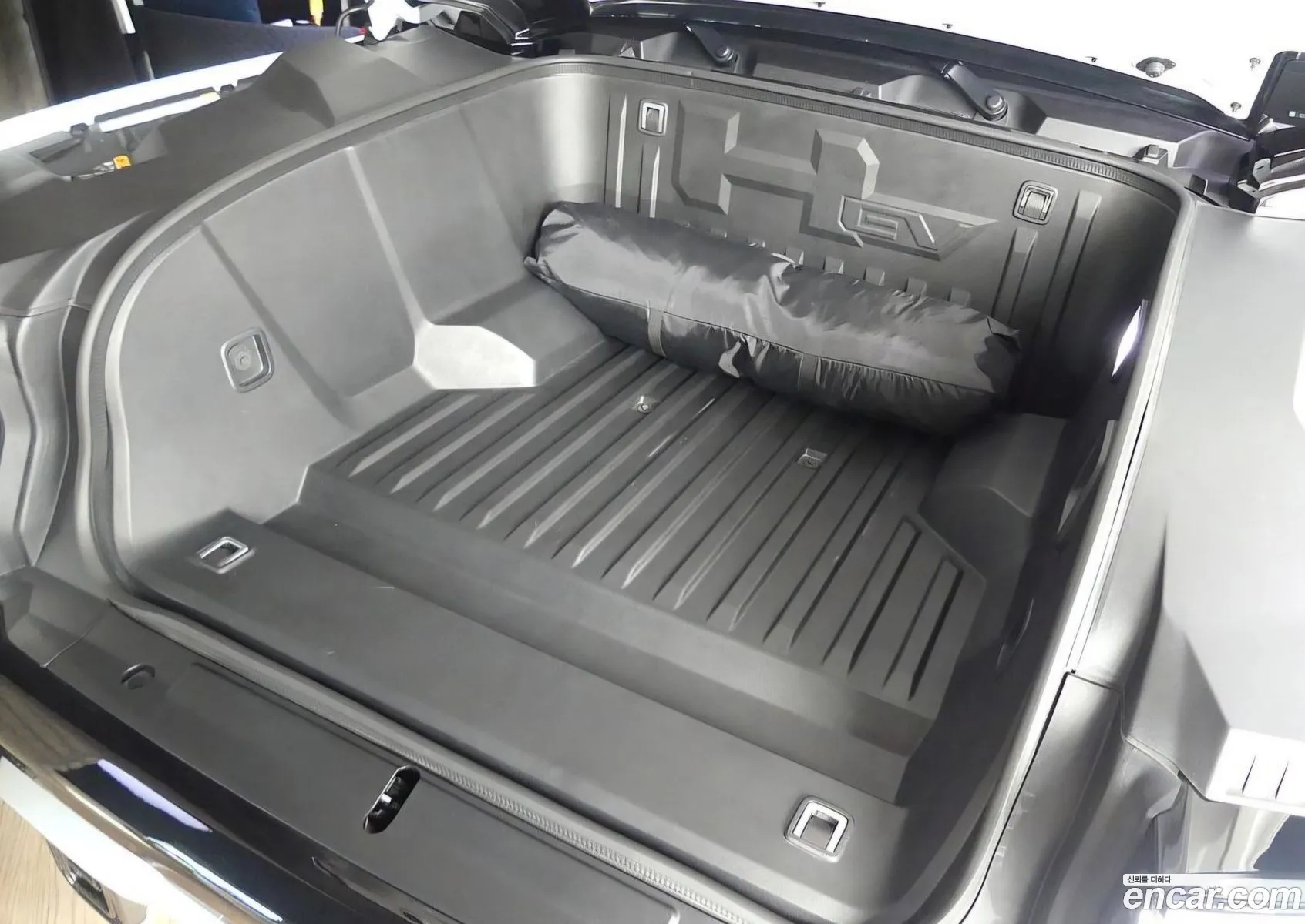GMC Hummer EV 2022 — 13