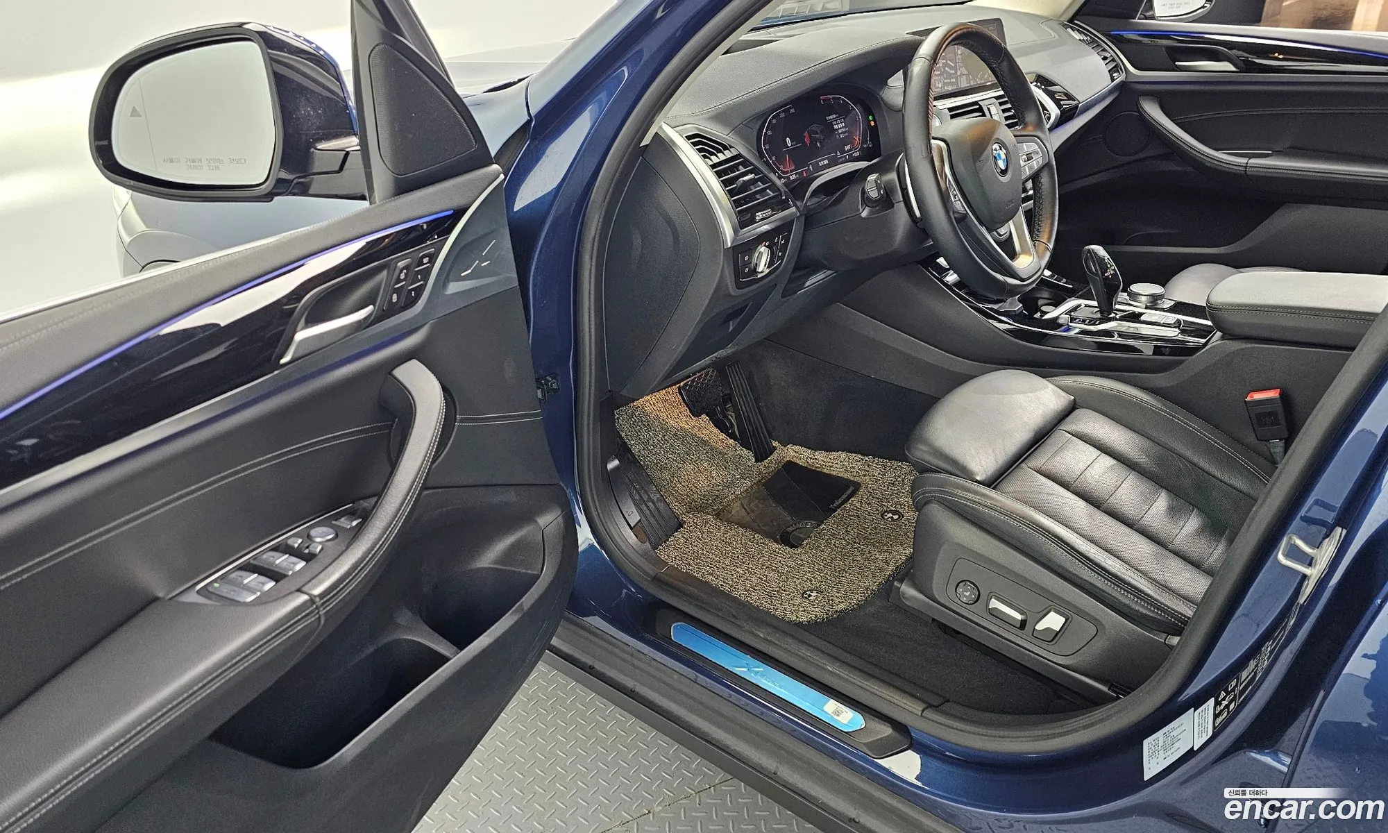 BMW X3 2021 WBAUZ3108M9F93888 — 32