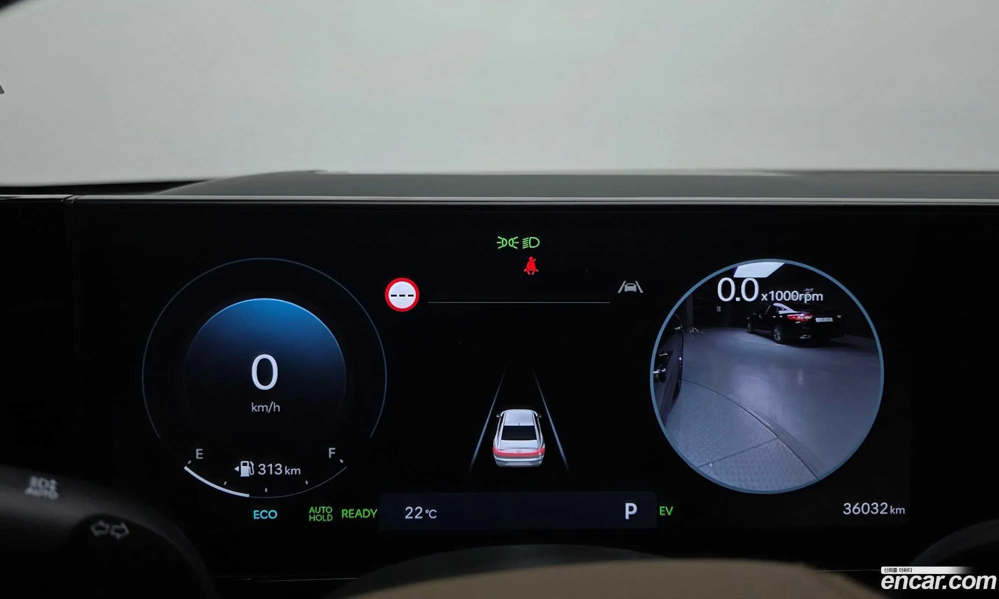 Hyundai Grandeur Hybrid 2024 — 9