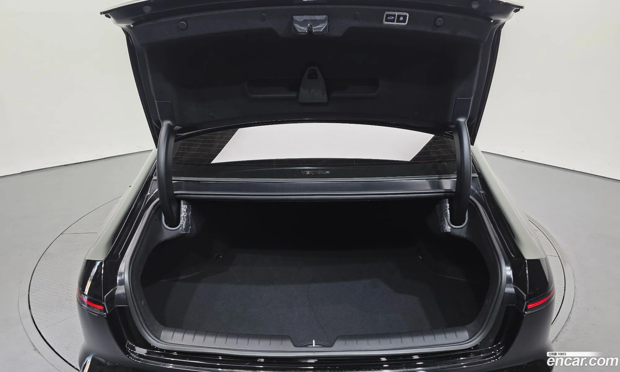 Hyundai Grandeur Hybrid 2024 — 19