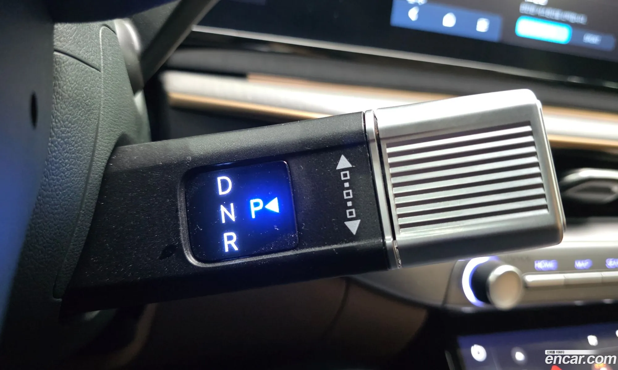 Hyundai Grandeur Hybrid 2024 — 11