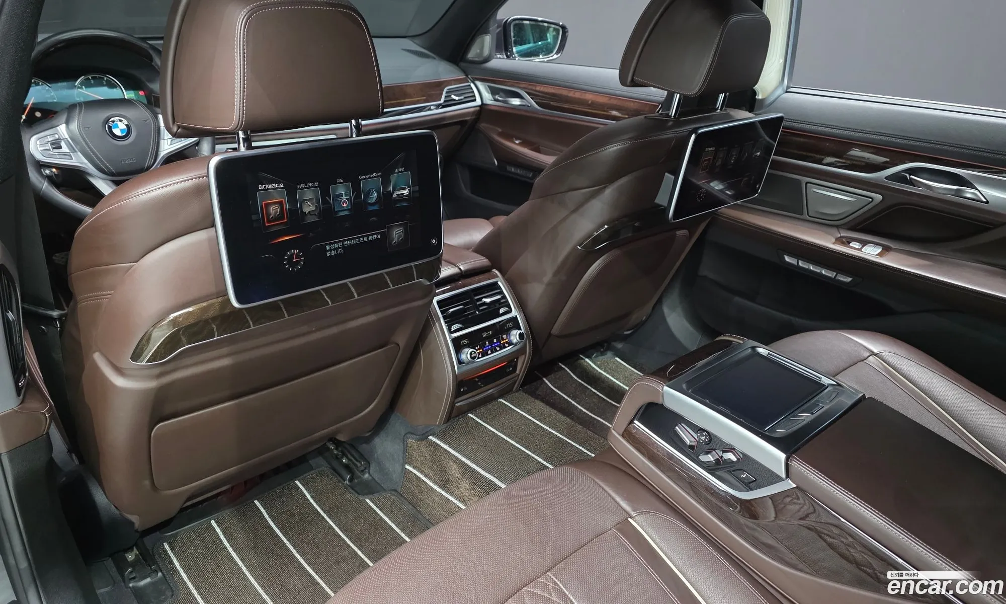 BMW 7 Series 2016 WBA7G6103GG680051 — 18