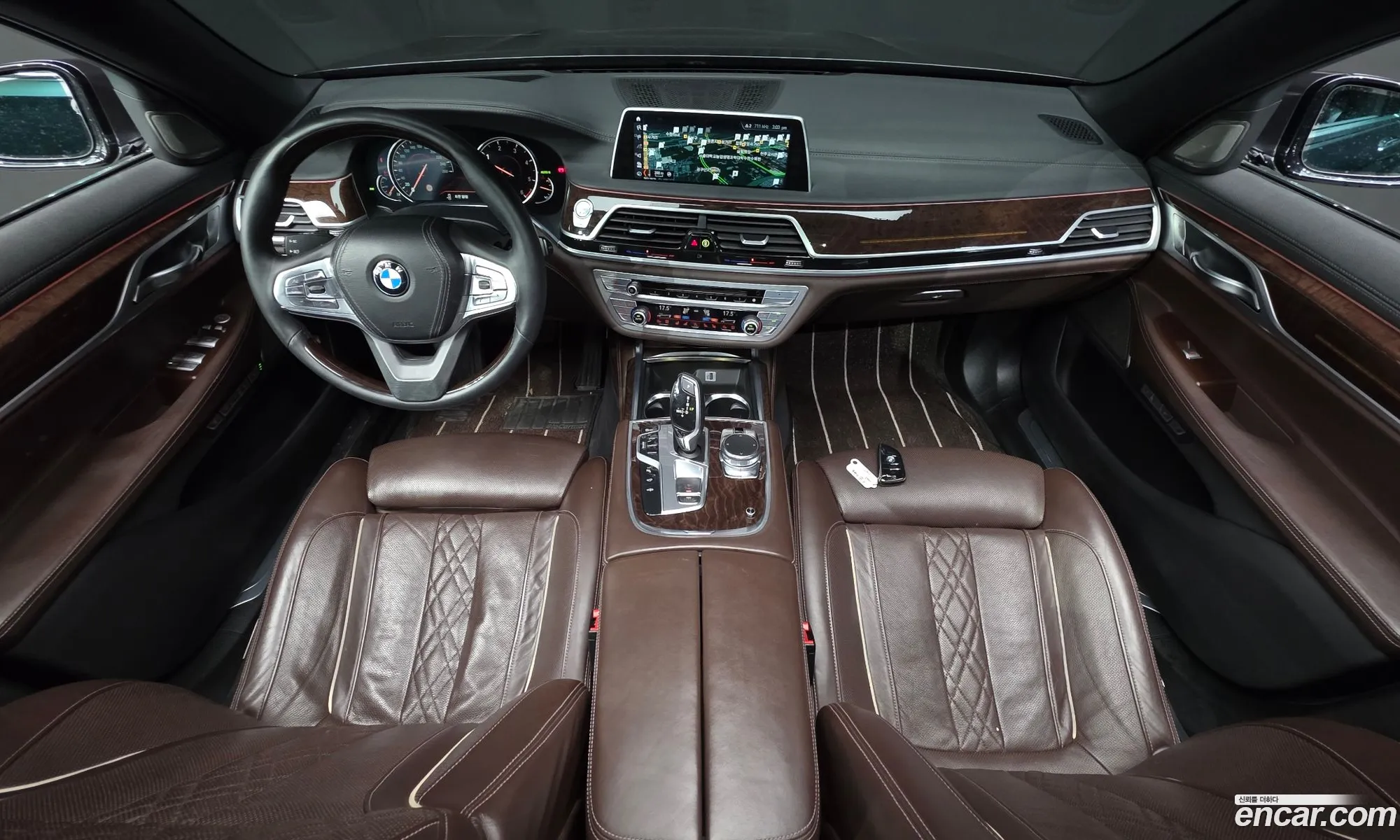 BMW 7 Series 2016 WBA7G6103GG680051 — 7
