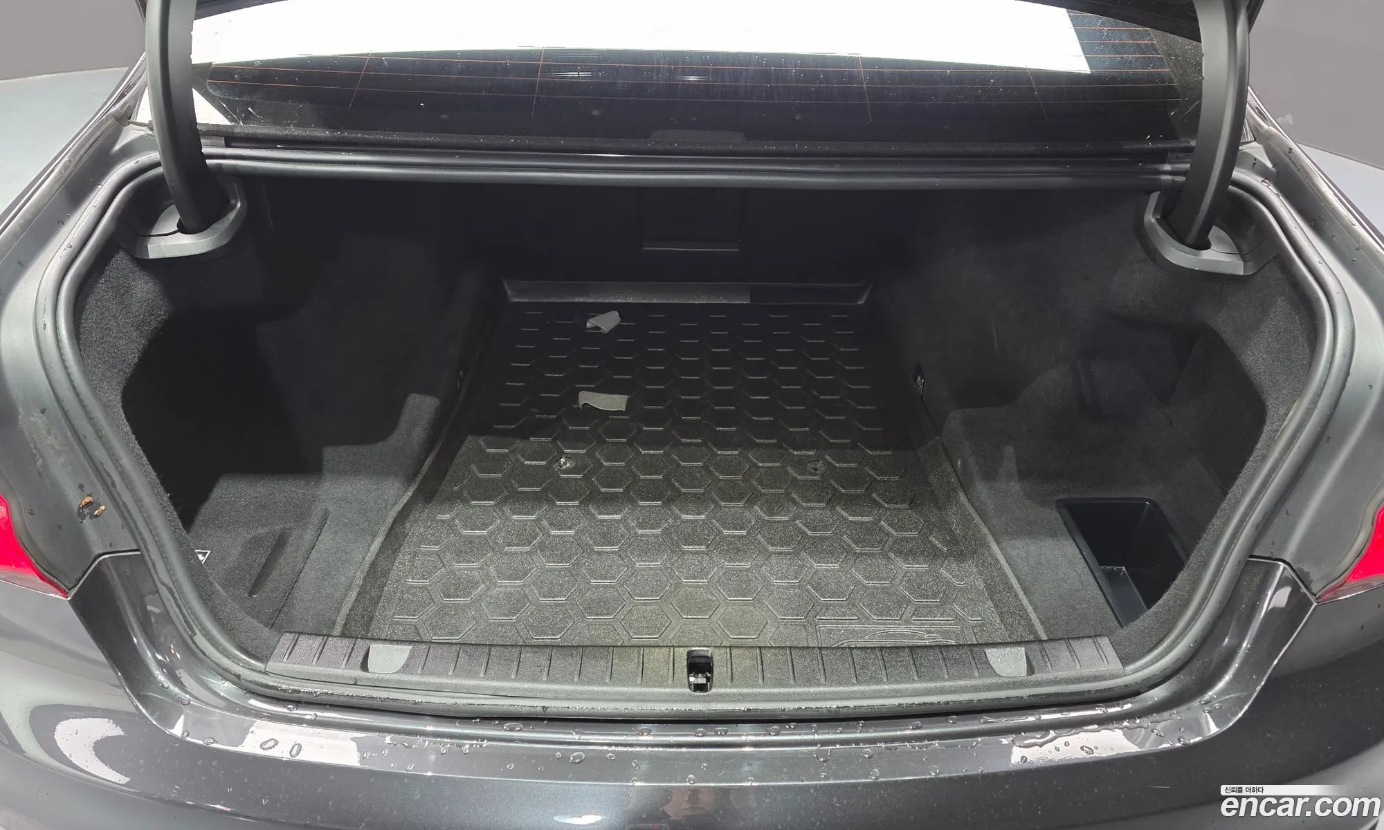 BMW 7 Series 2016 WBA7G6103GG680051 — 6