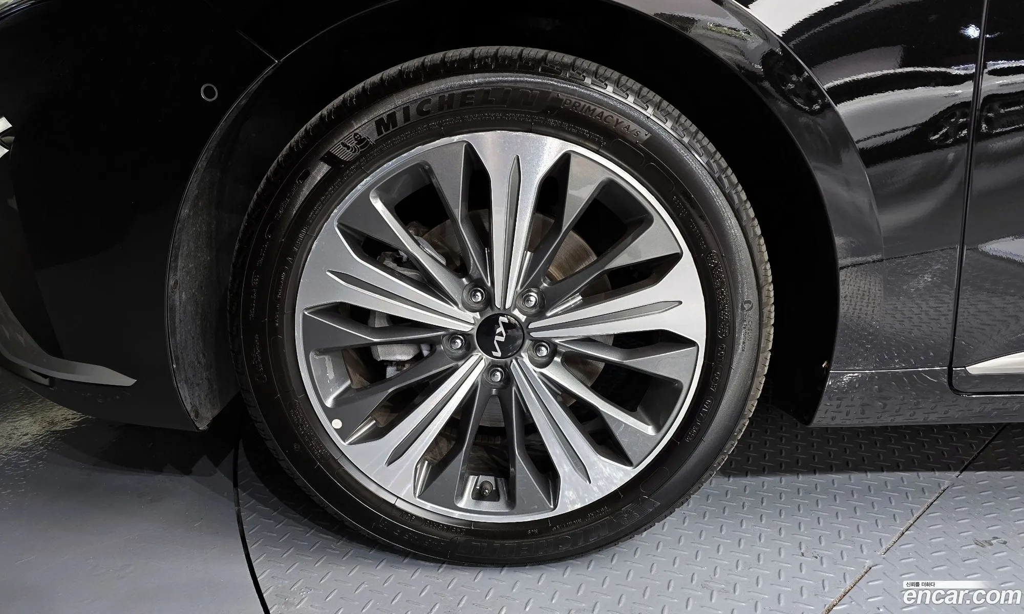 Kia K8 Hybrid 2024 — 10